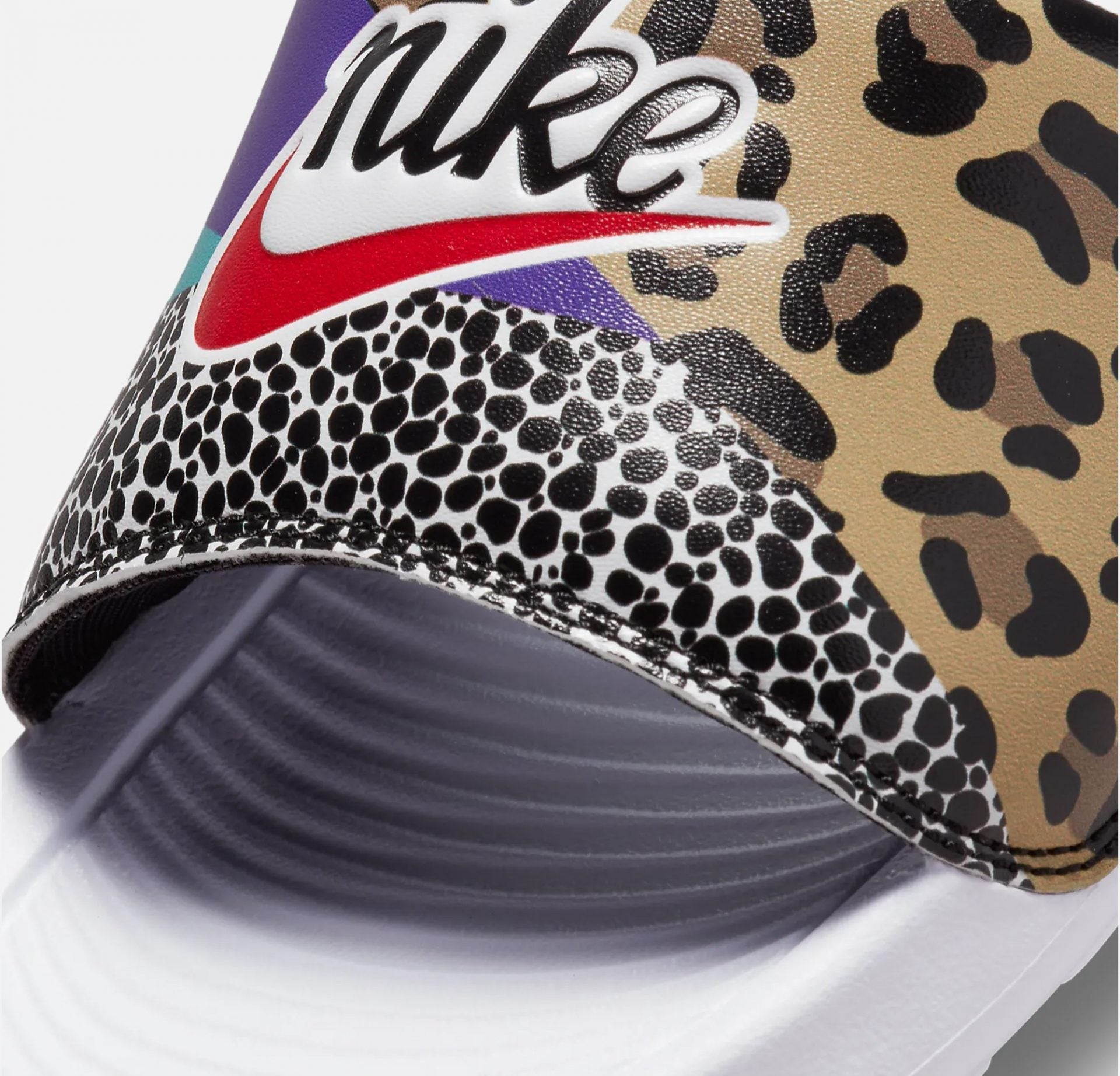 Nike | VICTORI ONE PRINTED SLIDE { ANIMAL PRINT - view 3