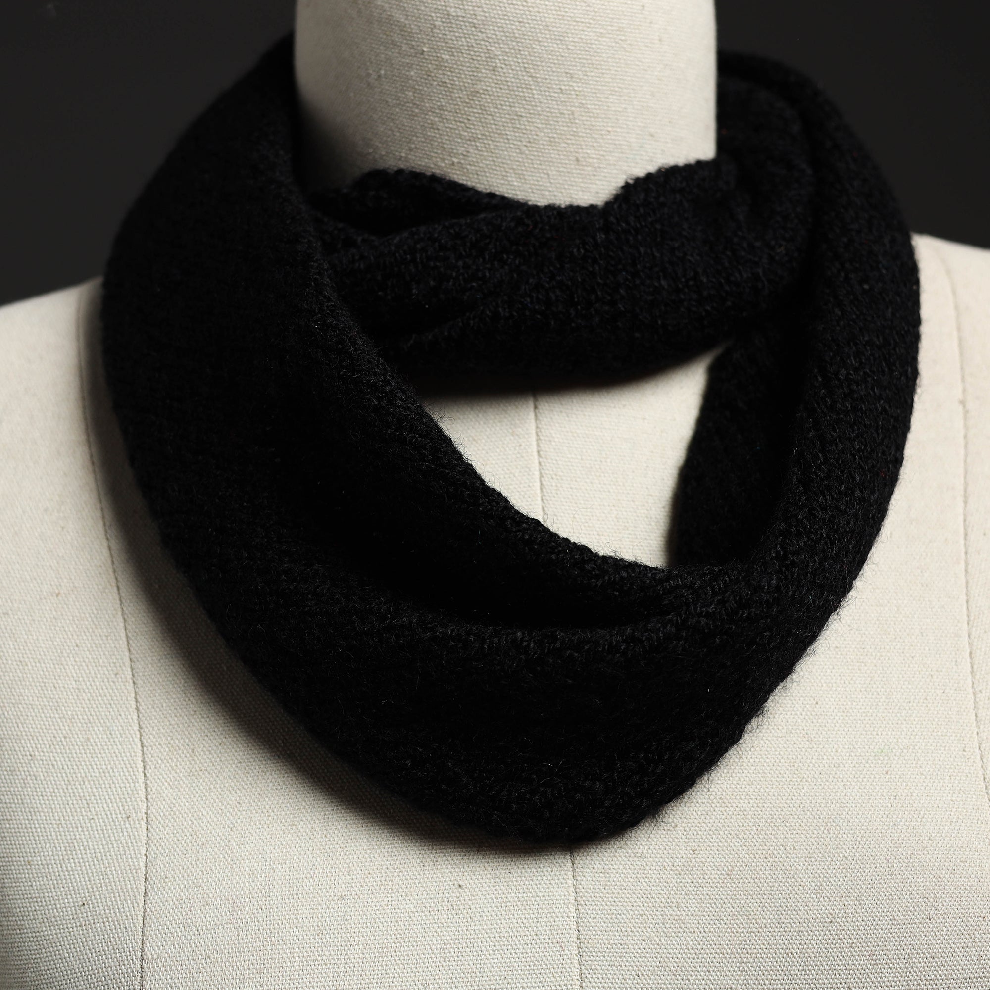 KILMORA Black - Kumaun Hand Knitted Woolen Neck Warmer 25 - view 2