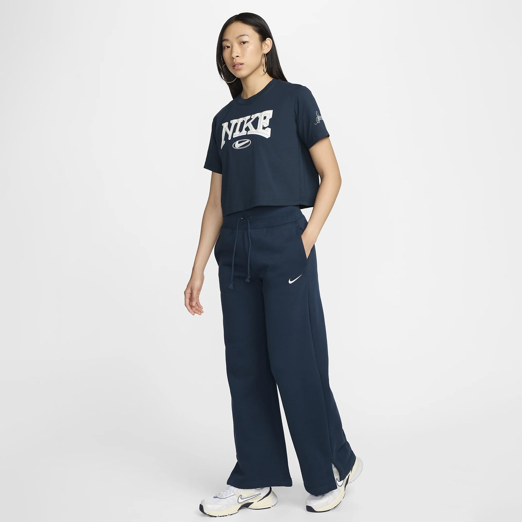 Nike | Sportswear Loose Short-sleeve Cropped T-shirt { Blue - view 6