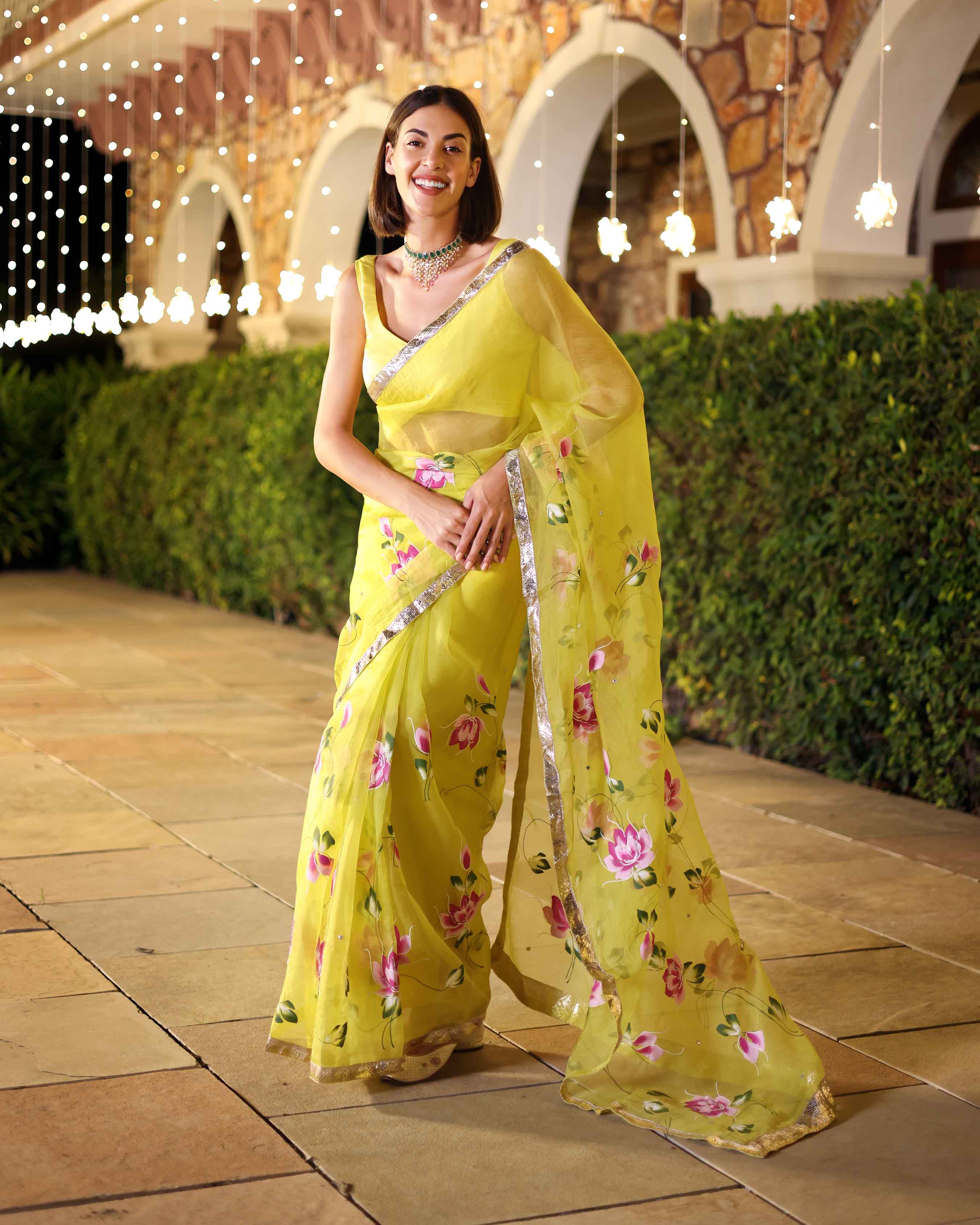Aachho Yamini Handpainted Pure Organza Saree – Women's