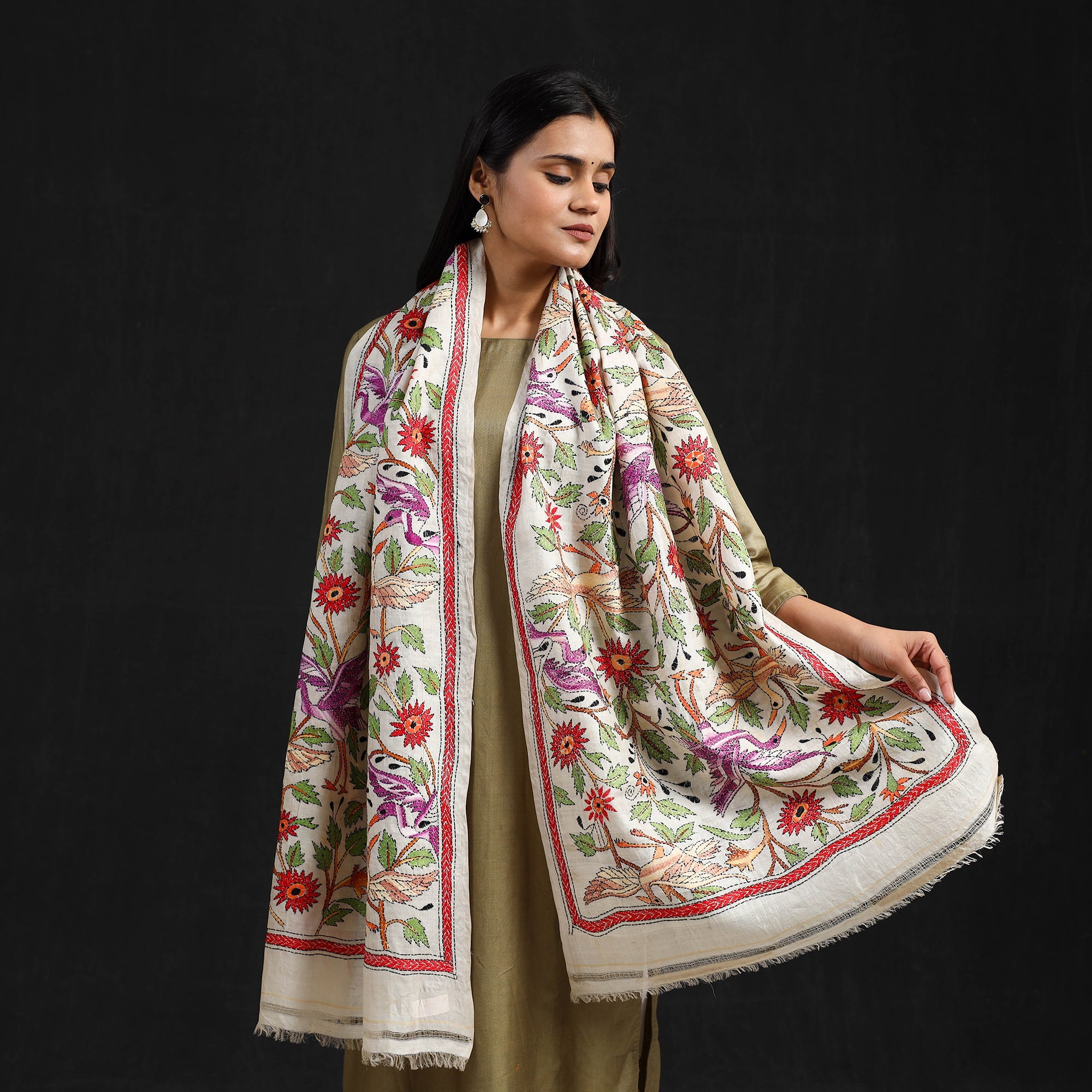 KHUSHBASH - HAPPY LOOM OF EAST Beige - Handloom Tussar Silk Bengal Kantha Work Work Stole 49 - view 3