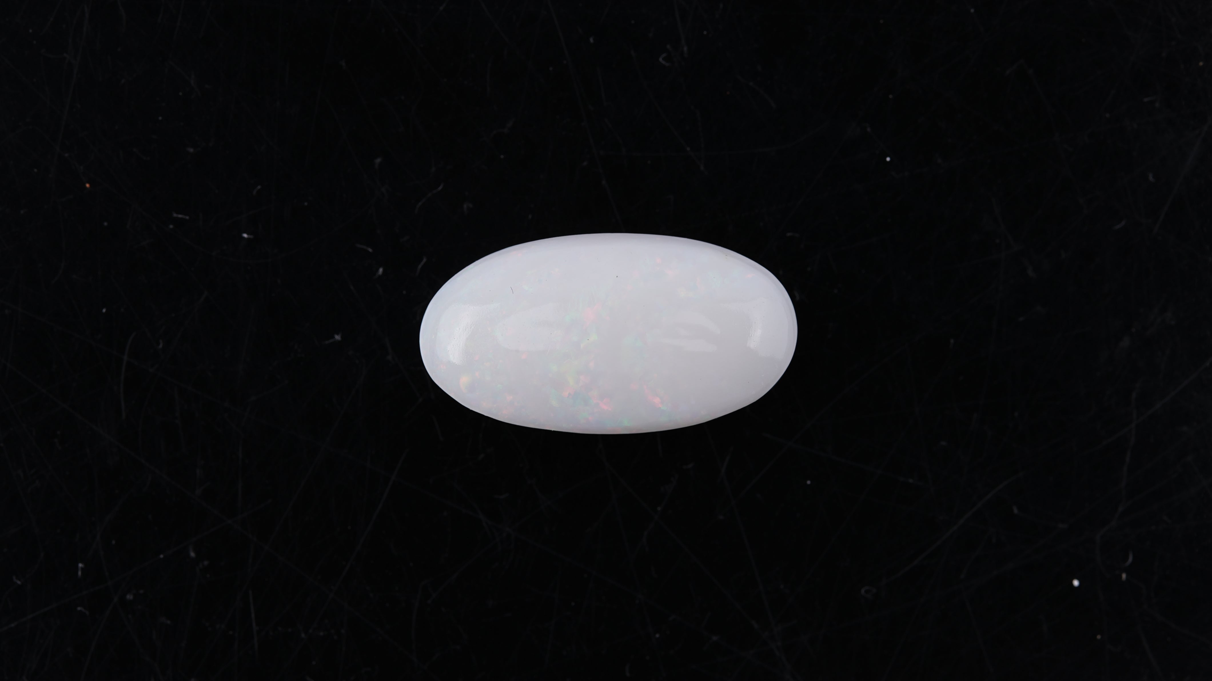 Gemsmantra Opal with Fire - 3.92 carats(4.31 ratti) - view 2
