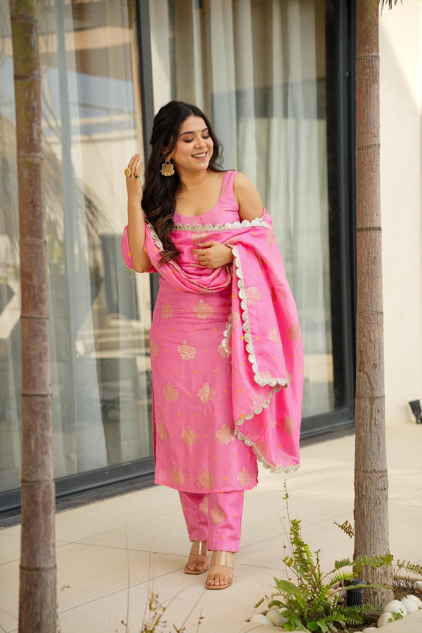 Idaho0 Roshni pink silk kurta set