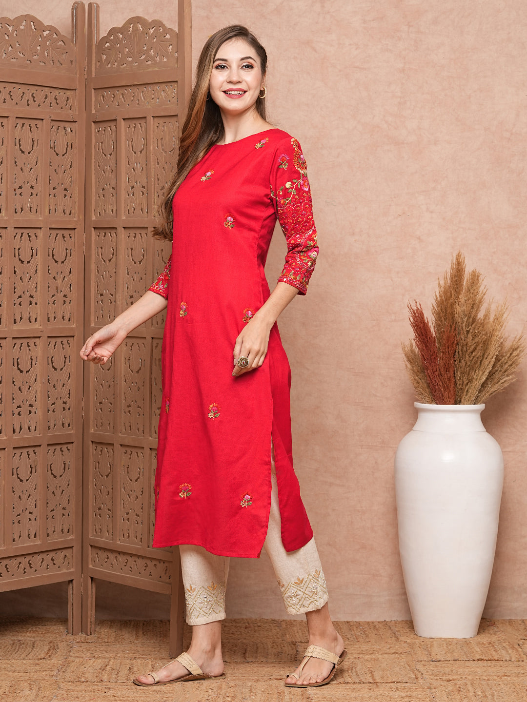 FASHOR Floral Hand Sequin Embroidered Straight Fit Kurta - Red - view 4