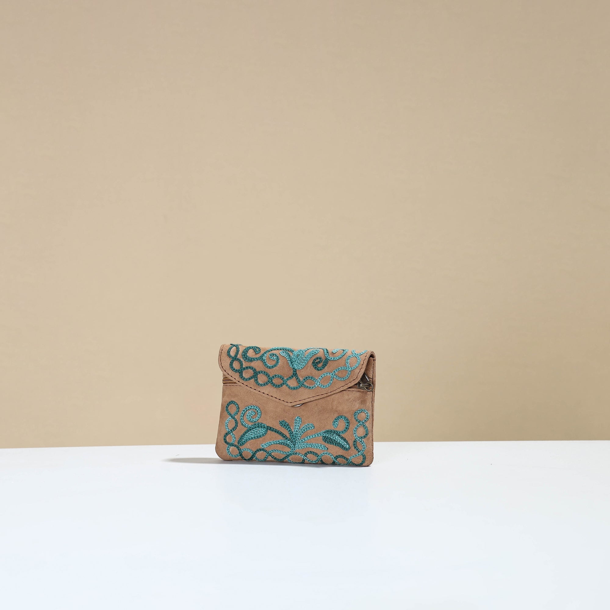 ITOKRI CRAFTS INITIATIVE Brown - Kashmiri Crewel Hand Embroidery Velvet Coin Purse 08 - view 2