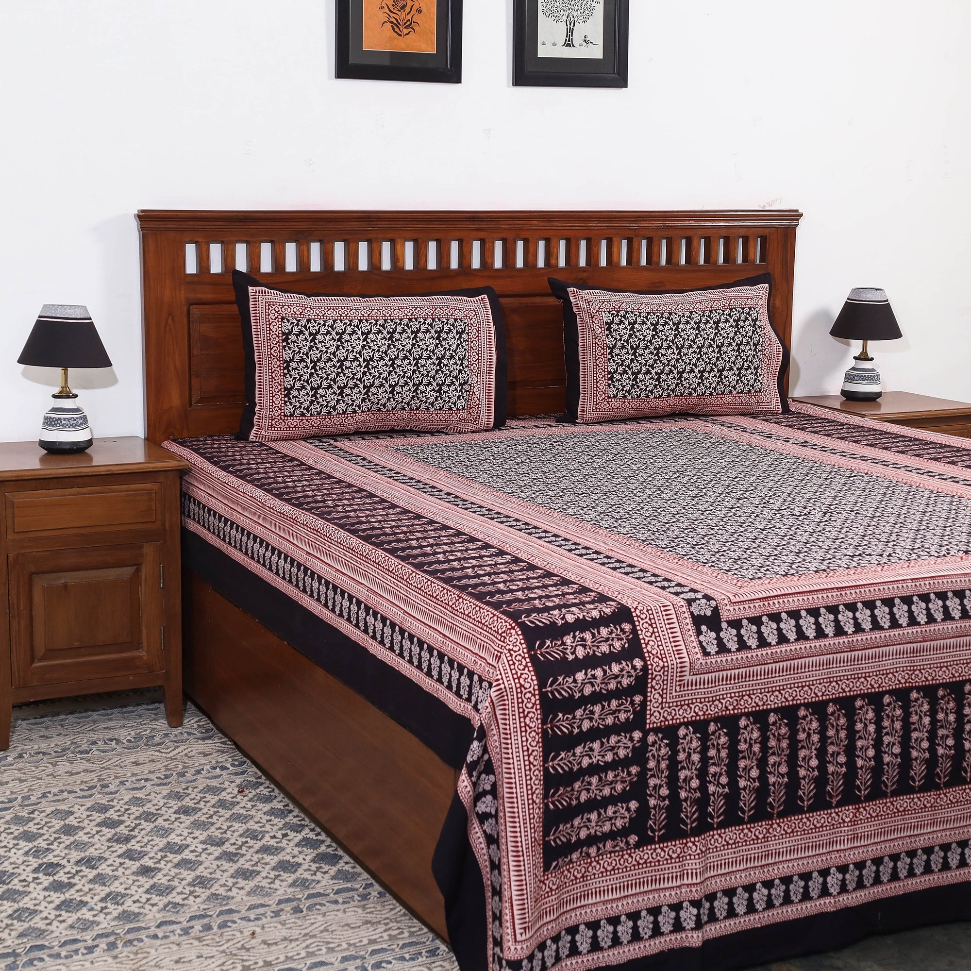 BAGH PRINTS BY ANSHAR FARUKH KHATRI Bagh Block Printed Cotton Double Bed Cover with Pillow Covers (112 x 92 in)