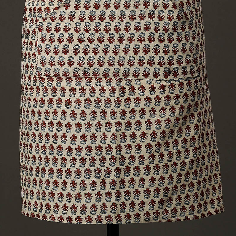 ITOKRI CRAFTS INITIATIVE Ajrakh Block Printed Cotton Apron with Pocket - view 3