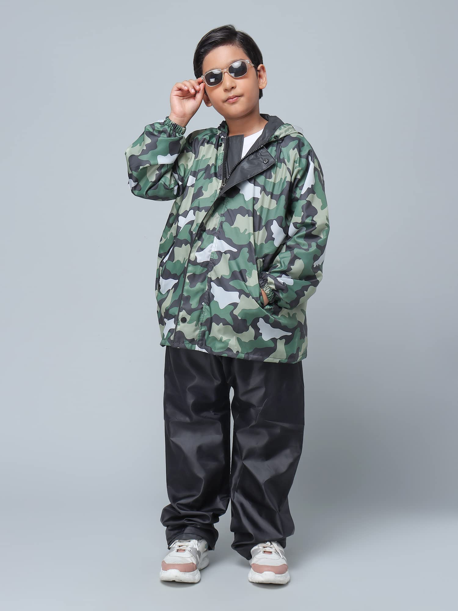 THE CLOWNFISH Duke Series Kids Waterproof Polyester Double Coating Reversible Standard Length Raincoat With Hood, Set Of Top And Bottom. Printed Plast - view 5