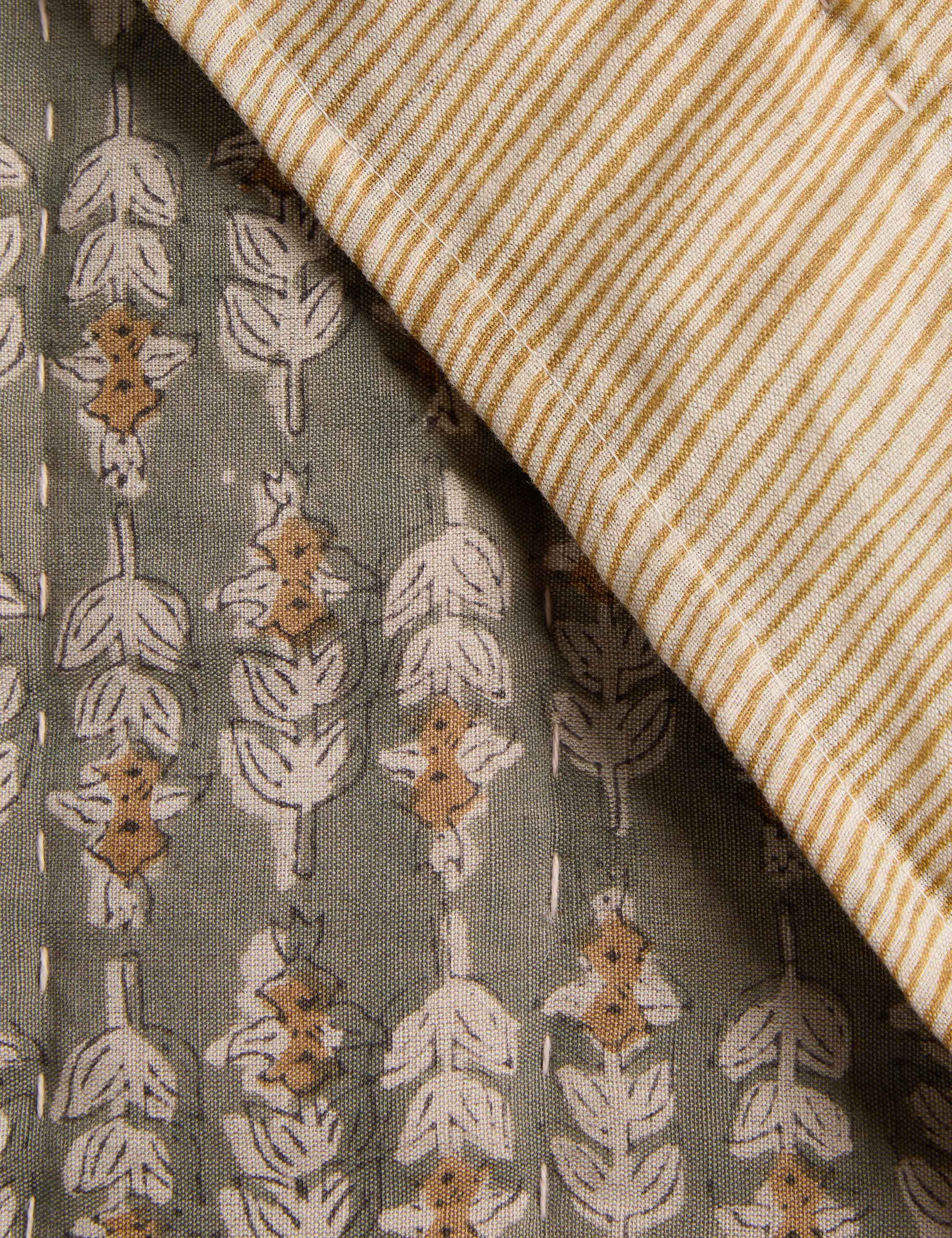 Lulu and Georgia Berrien Linen Cotton Quilt - view 9