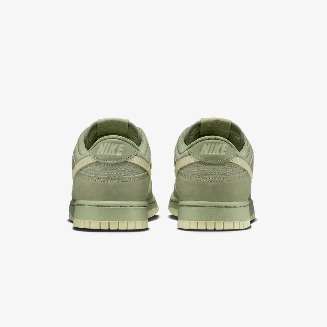 Nike | DUNK LOW RETRO PREMIUM { OIL GREEN/OLIVE AURA-PHANTOM - view 2