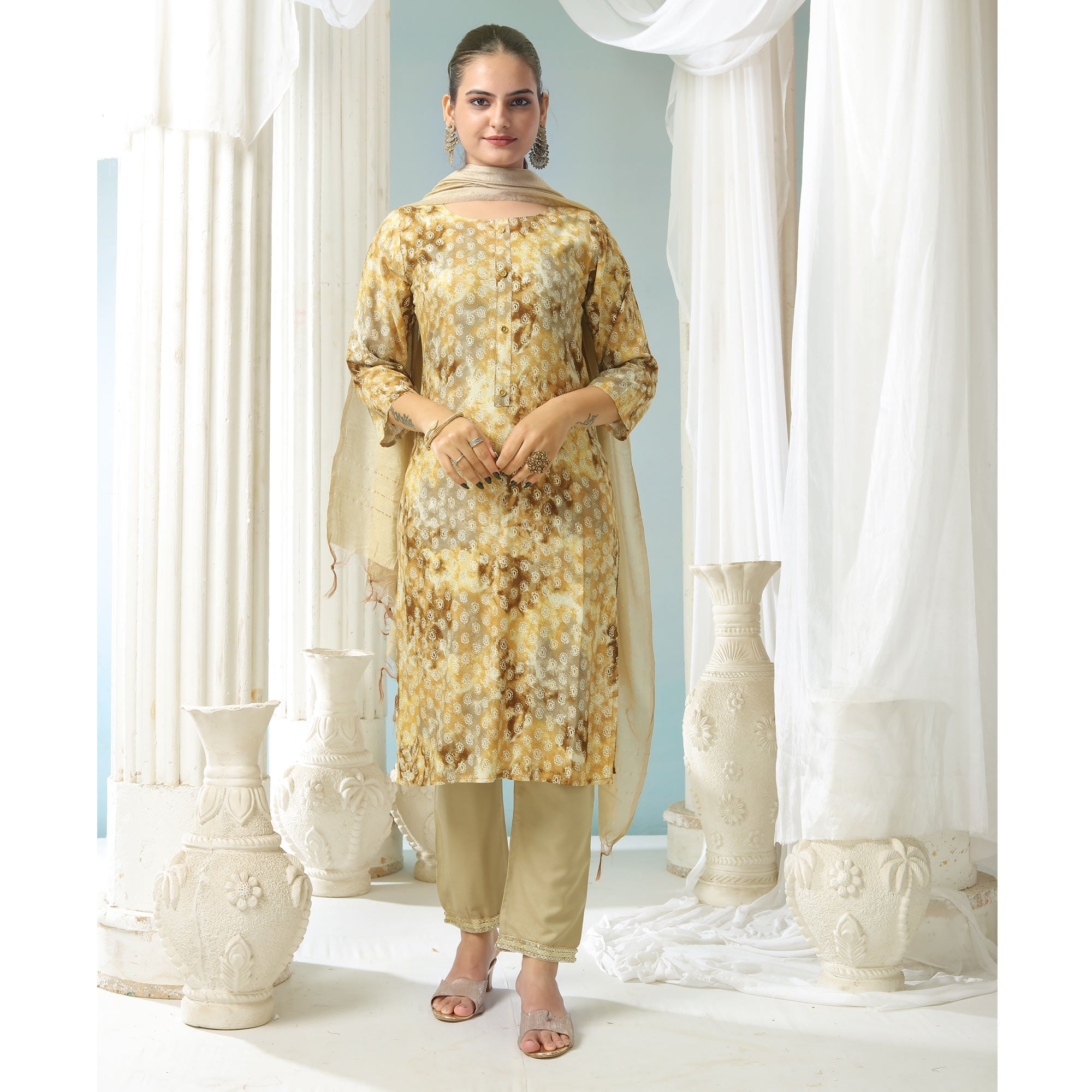 Peachmode Cream Paisley Foil Printed Rayon Suit - view 5