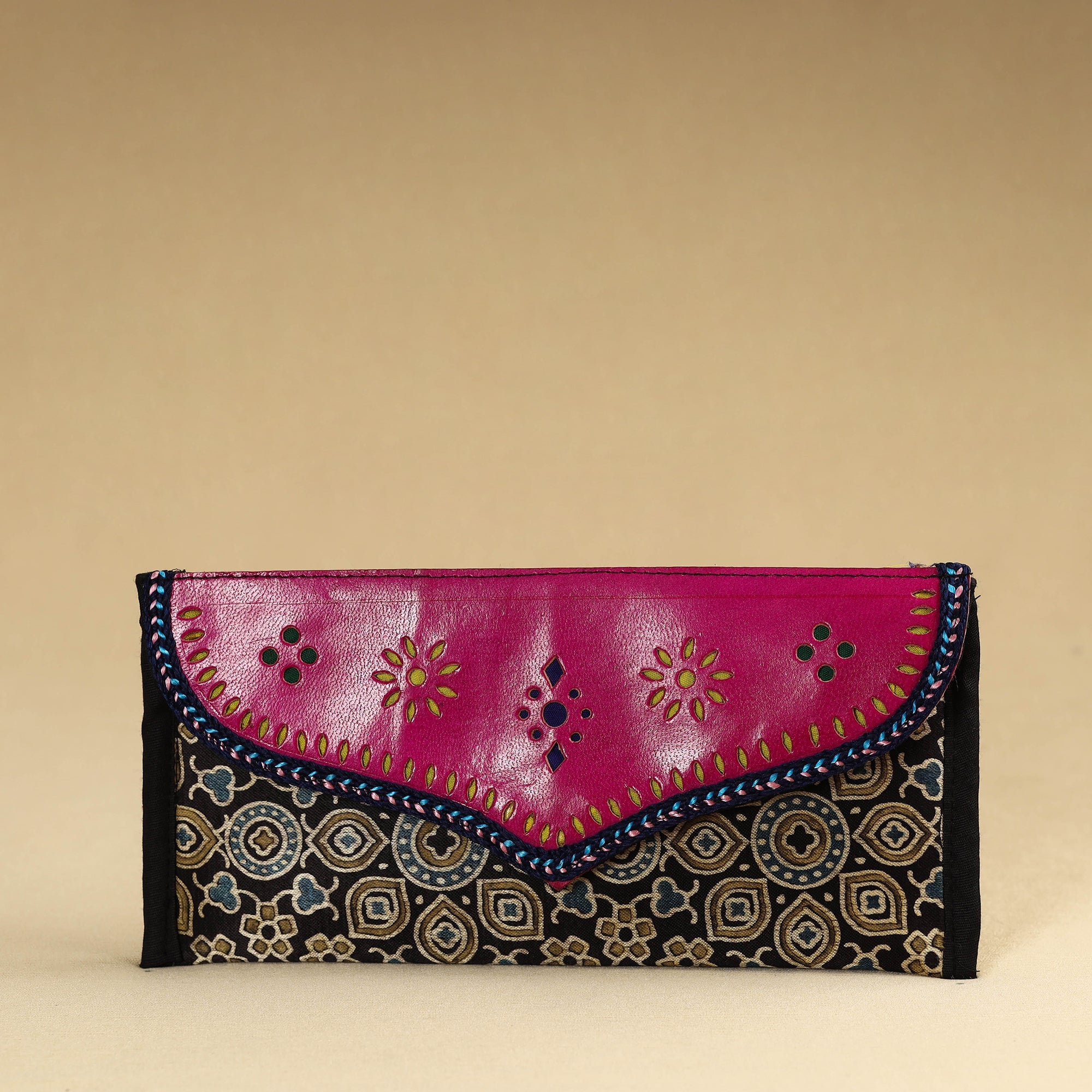 ANCHAL BIJLANI PATHUBHAI Black - Kutch Embroidery Mashru Silk Handmade Leather Wallet 05