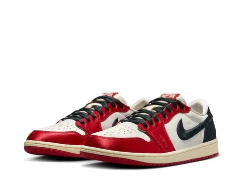 Sneaker Cafe Mumbai Jordan 1 Retro Low Og Trophy Room 'sail And Varsity Red' - view 2