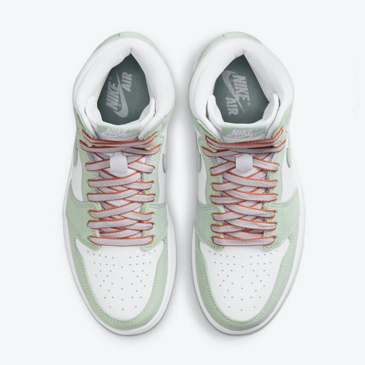HYPE ELIXIR Wmns Air Jordan 1 Retro High OG Seafoam - view 4