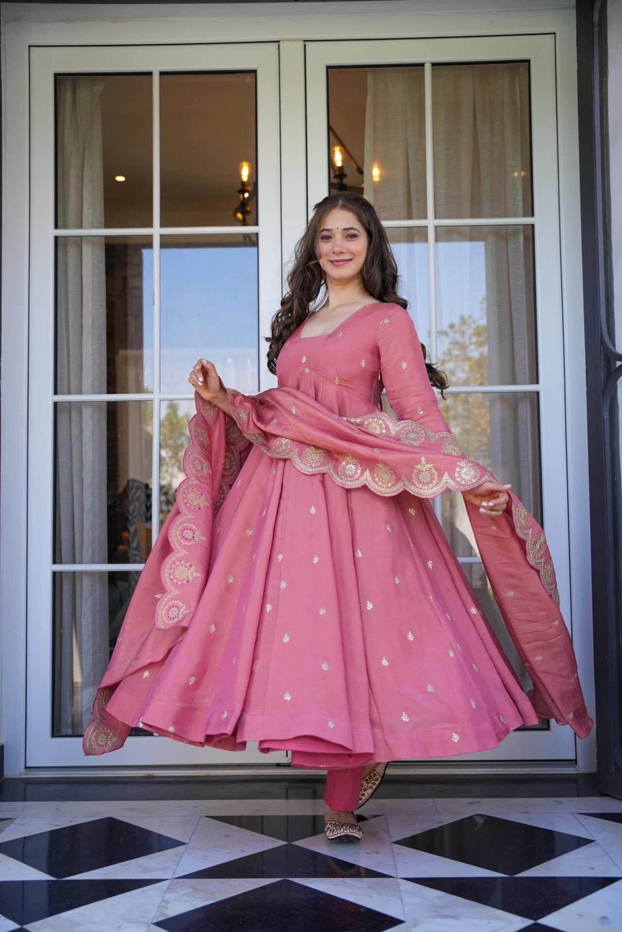 Idaho-o Inaaya cosmos heavy suit set