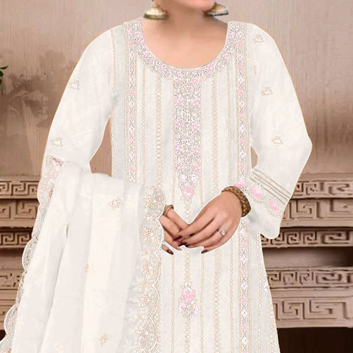Peachmode Cream Floral Hand Embroidered Georgette Semi Stitched Pakistani Suit - view 3