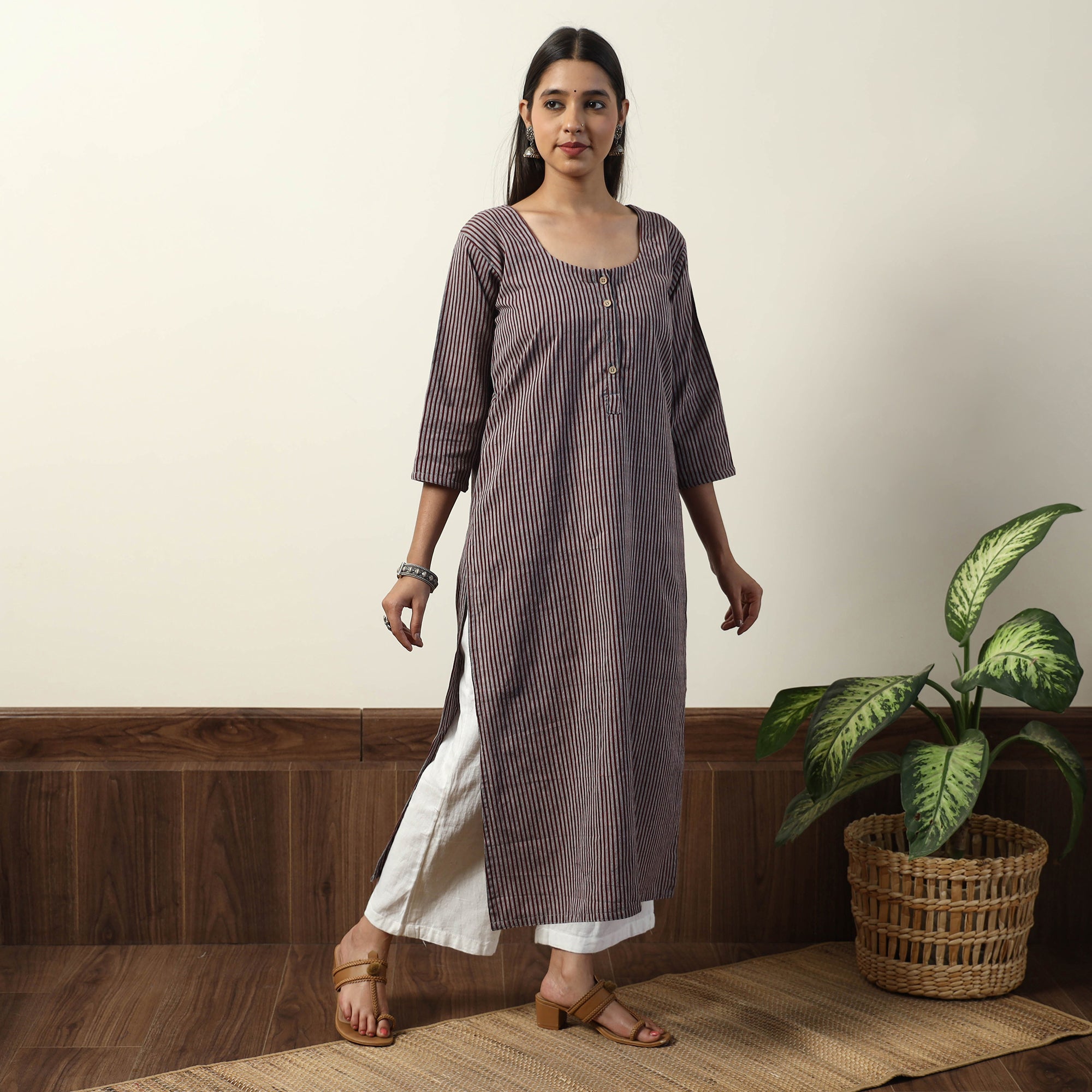 ITOKRI CASUALS Brown - Jhiri Handloom Cotton Straight Long Kurta - view 4