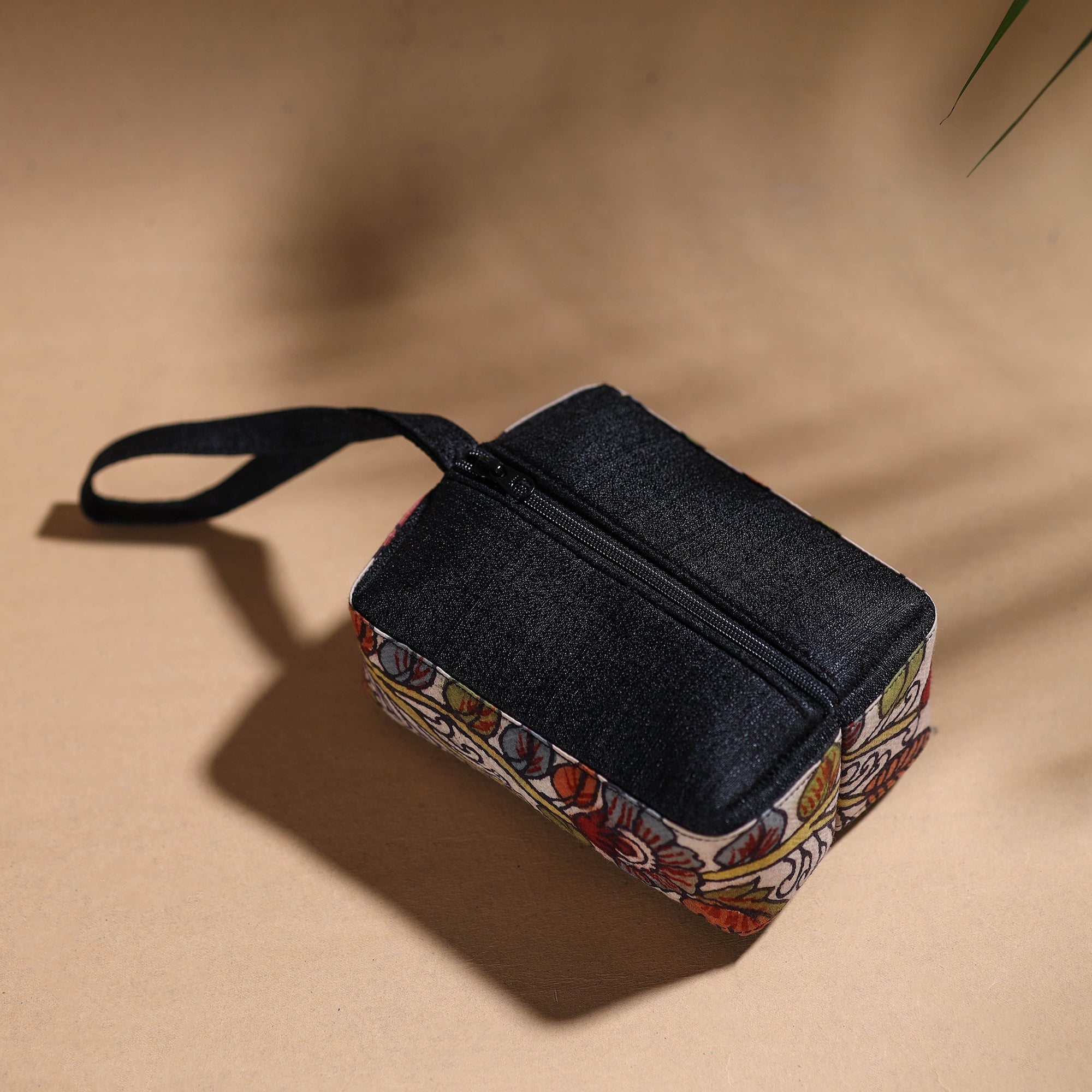 DWARAKA PLUS Black - Handpainted Kalamkari Multipurpose Cosmetic/Toiletry Bag 48 - view 2