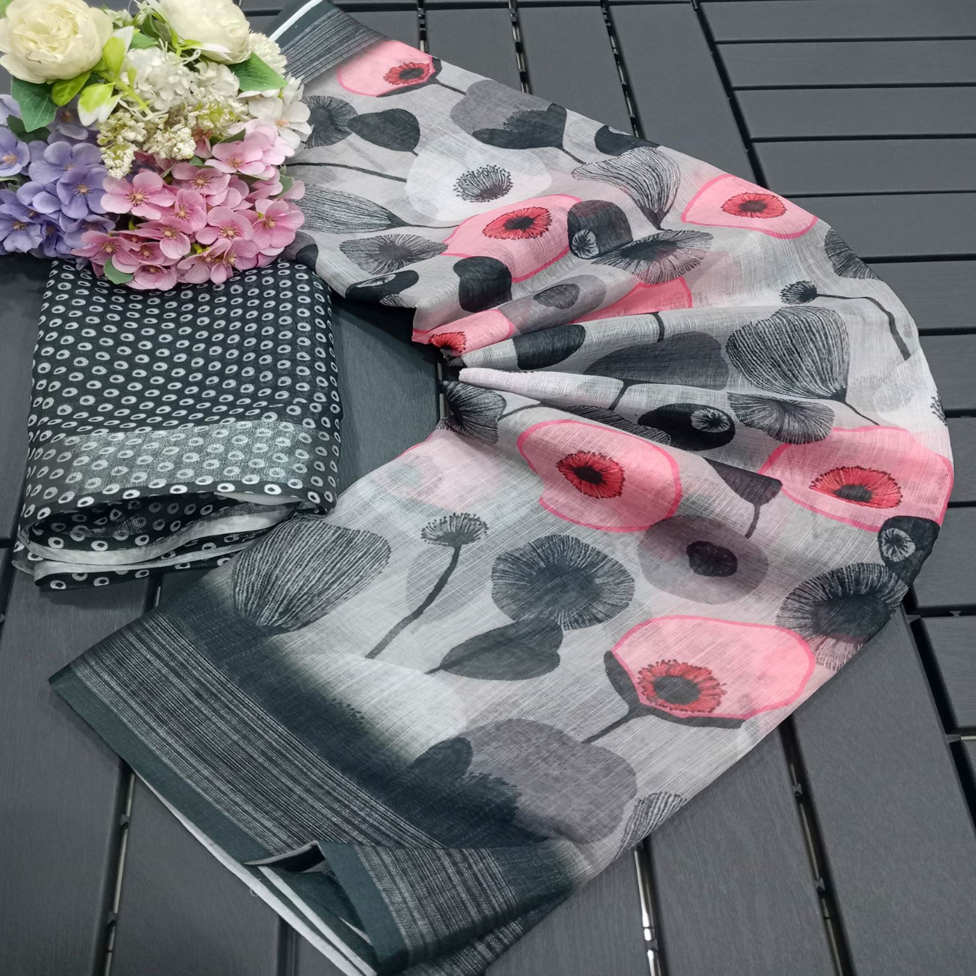 Peachmode Dark Grey Floral Digital Printed Linen Saree