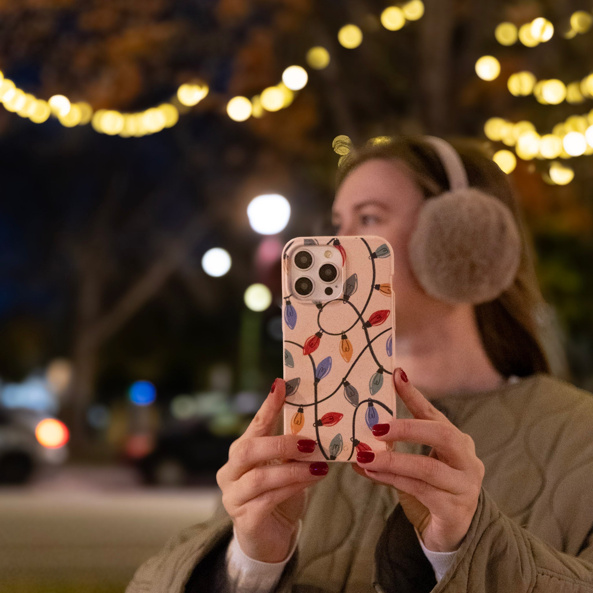 Pela Case Seashell Holiday Lights iPhone 13 Pro Case - view 4