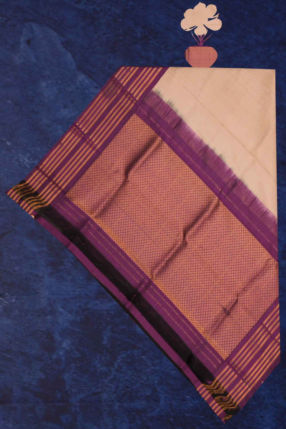 Kalanjali Gadwal Silk Plain Beige Dupatta
