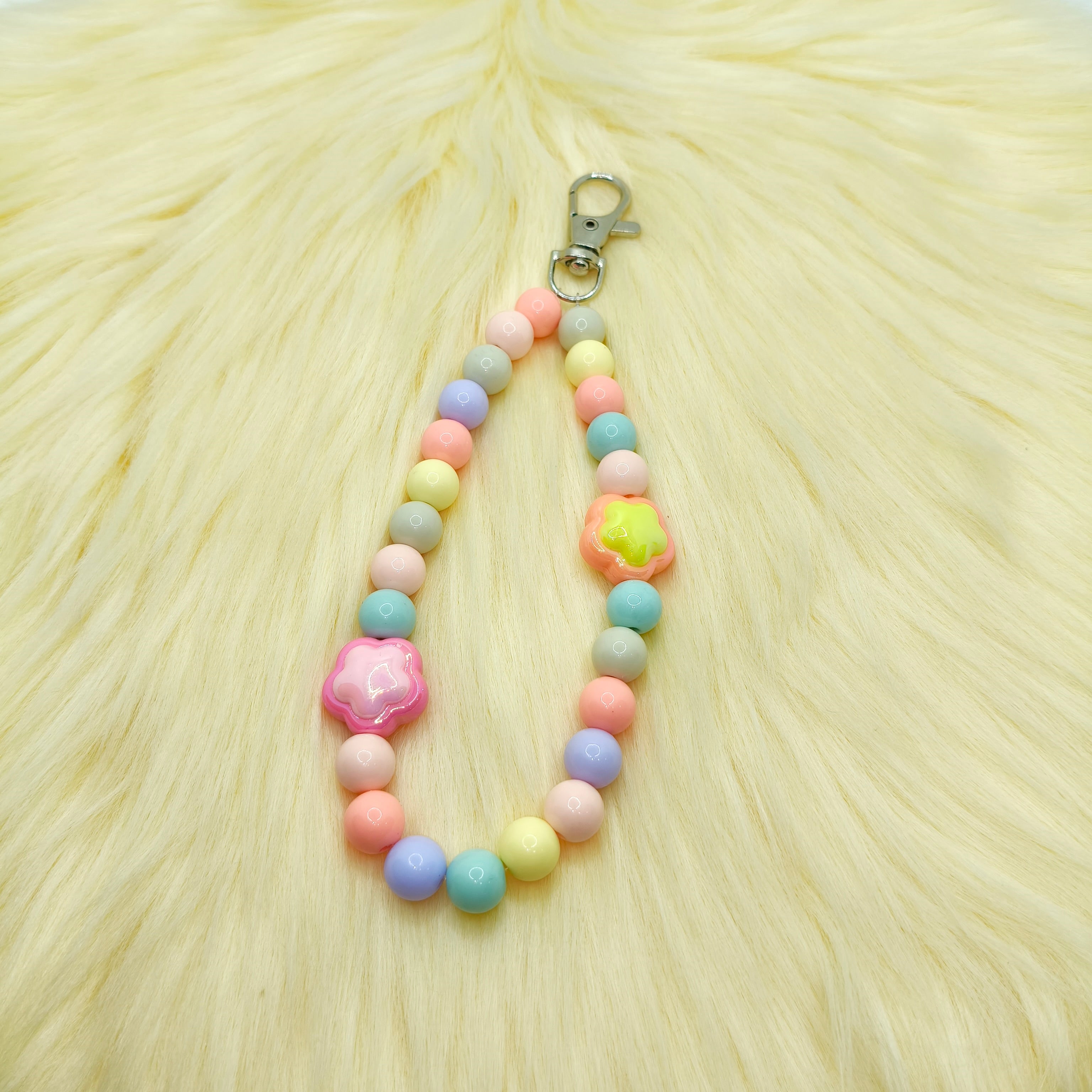 Casebasket Pastel Floral Phone Hook Chain Charm