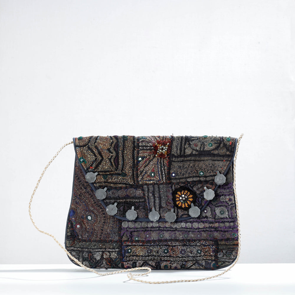 KACHCHH JI CHHAAP Black - Banjara Vintage Embroidery Mirror & Coin Work Sling Bag