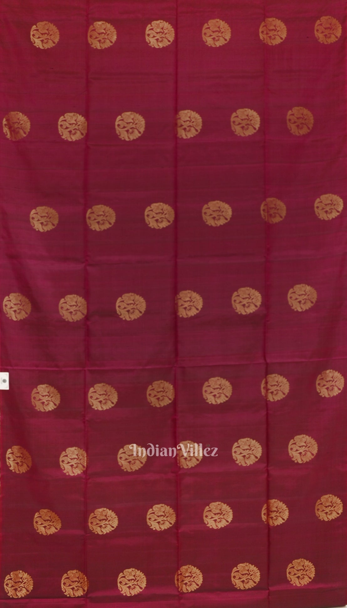IndianVillèz Deep Maroon Golden Floral Design Pure Kanjivaram Soft Silk Saree - view 4