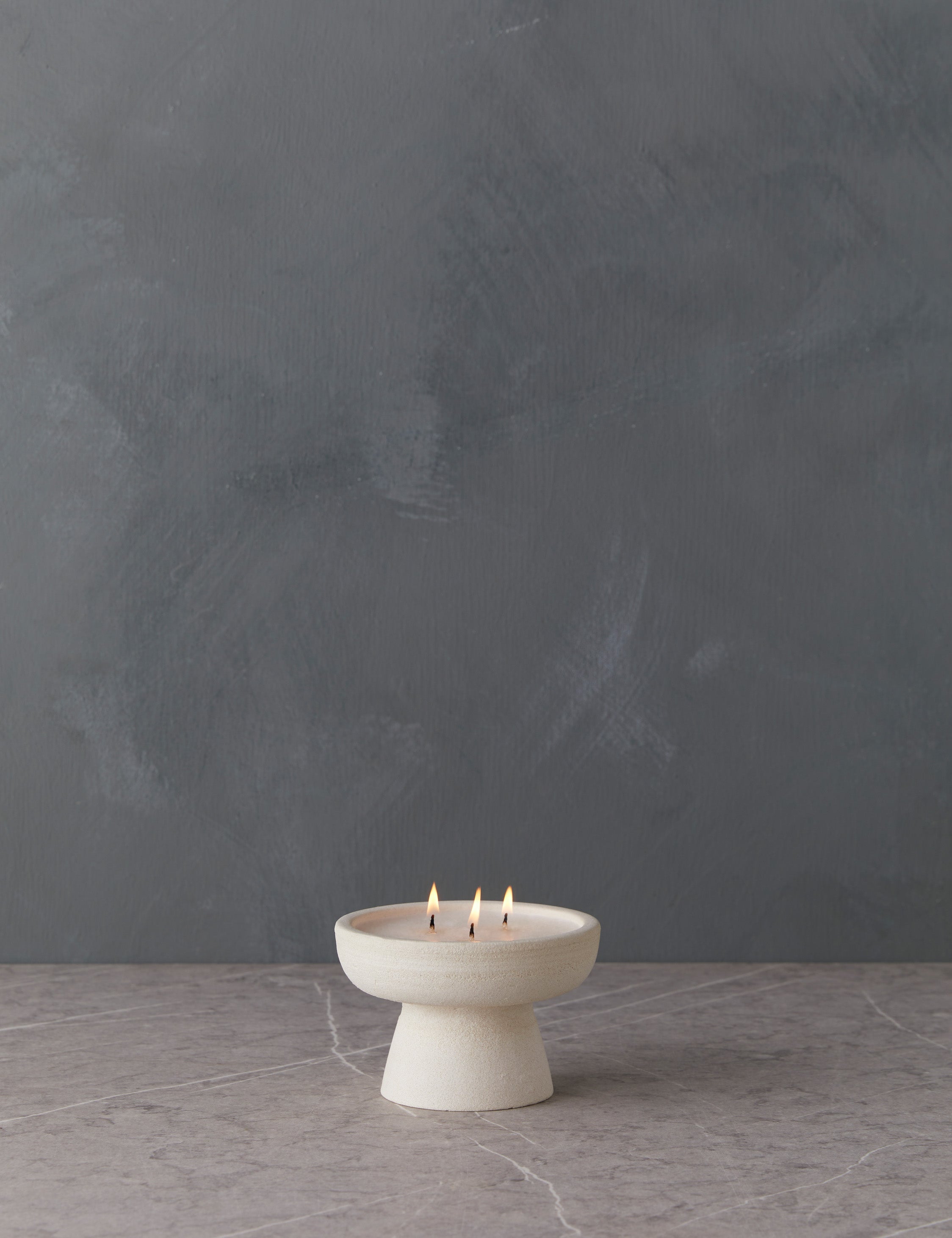 Lulu and Georgia Jack Raw Candle by dumæ - view 2