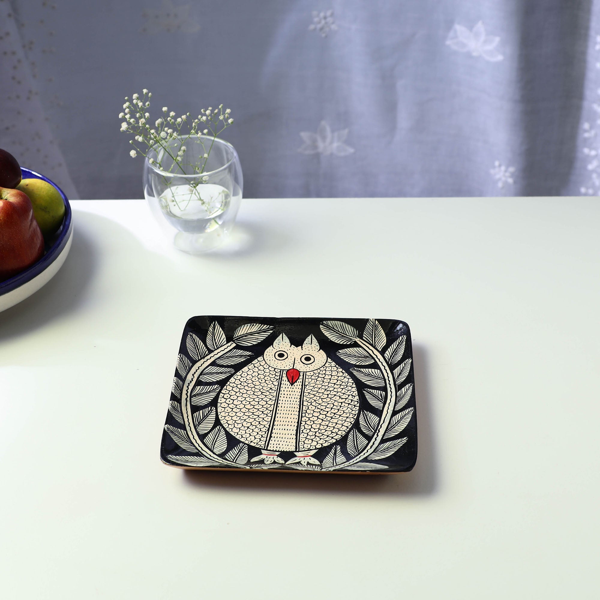 ITOKRI CRAFTS INITIATIVE Black - Traditional Pattachitra Hand Painted Akashmoni Wooden Tray (7 x 7 in) 08