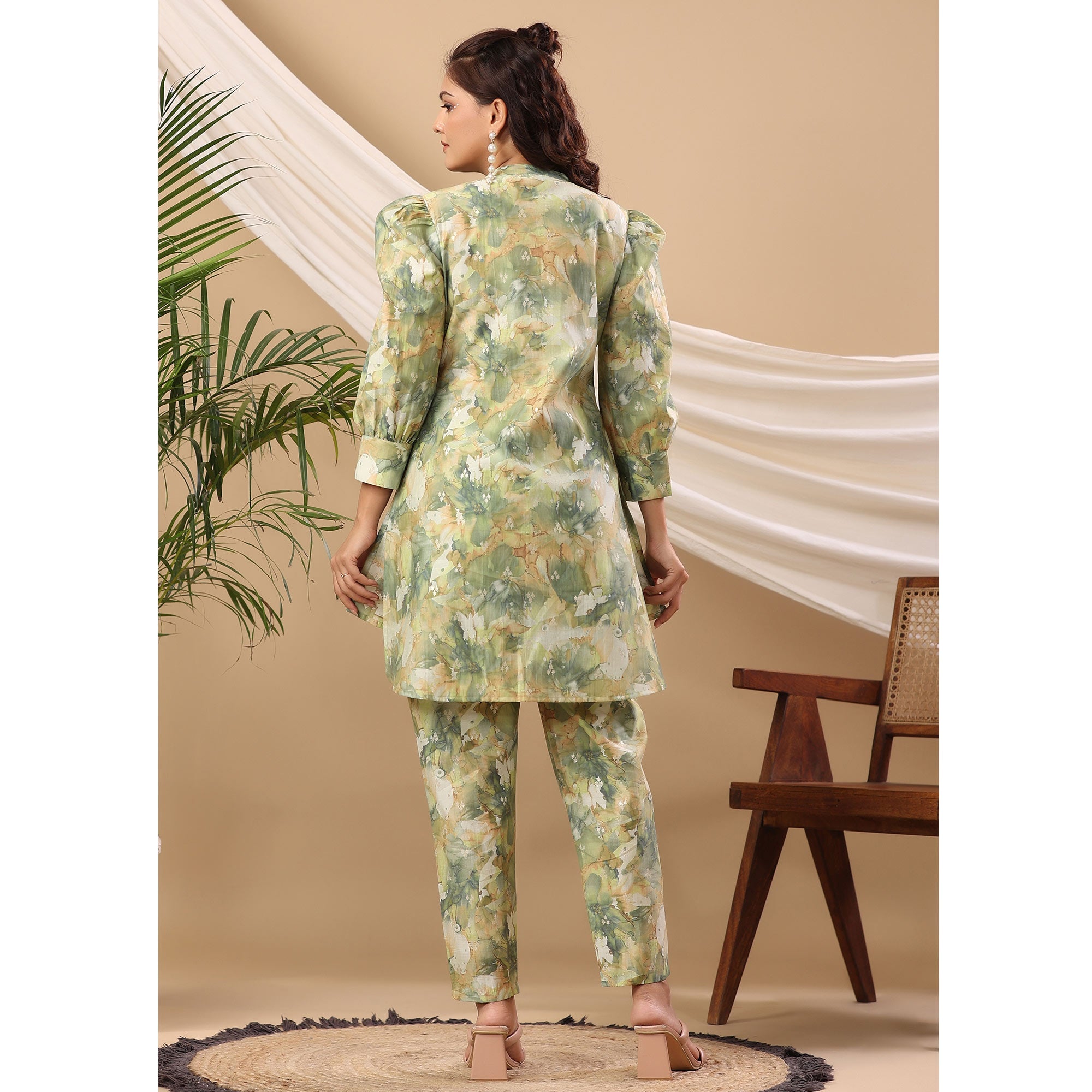 BlackTree green-floral-printed-cotton-silk-co-ord-set - view 6