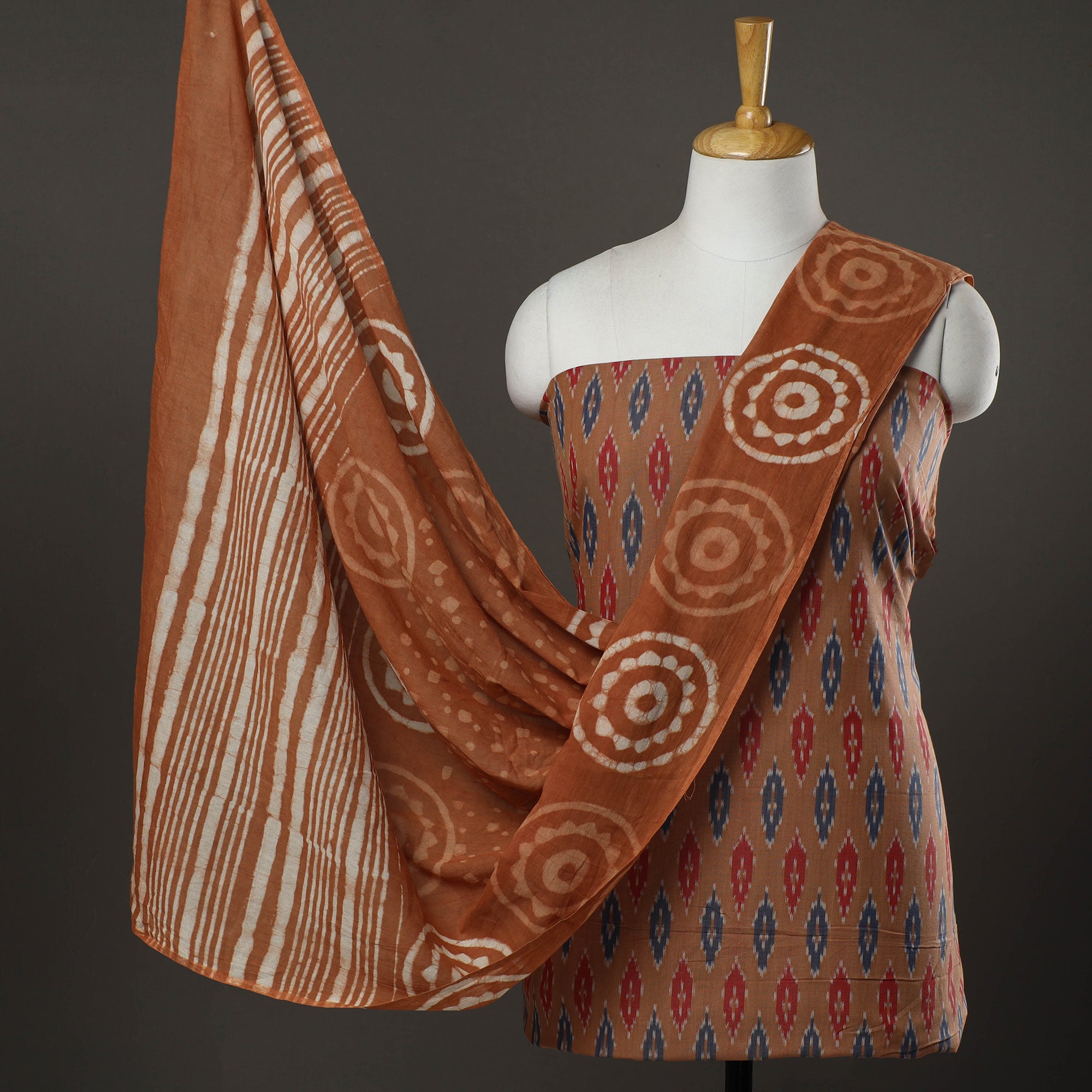 NOORI BAZAR Brown - 2pc Pochampally Central Asian Ikat Cotton Handloom Kurta with Bagru Dupatta 15