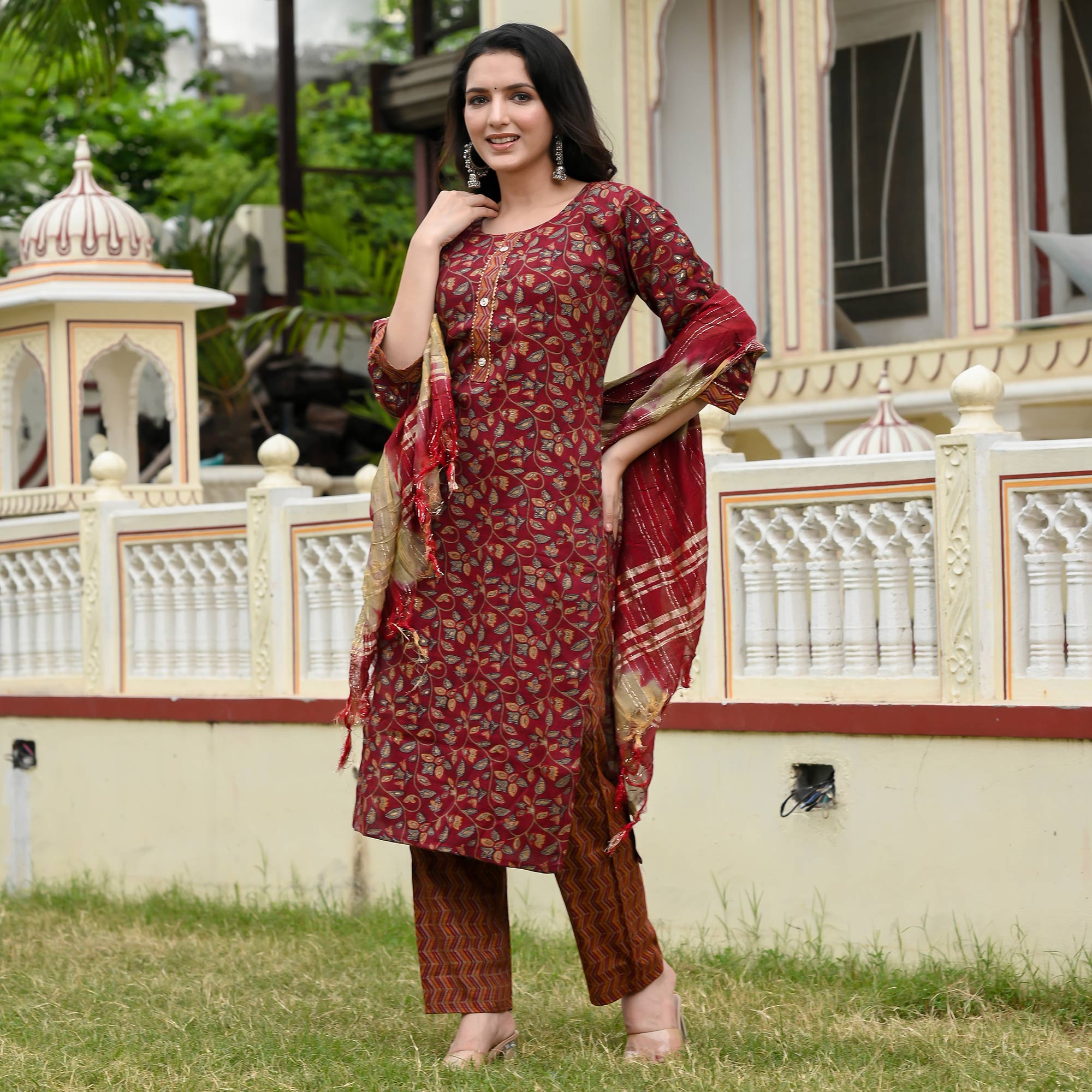 Peachmode Seller Maroon Floral Printed Rayon Suit - view 4