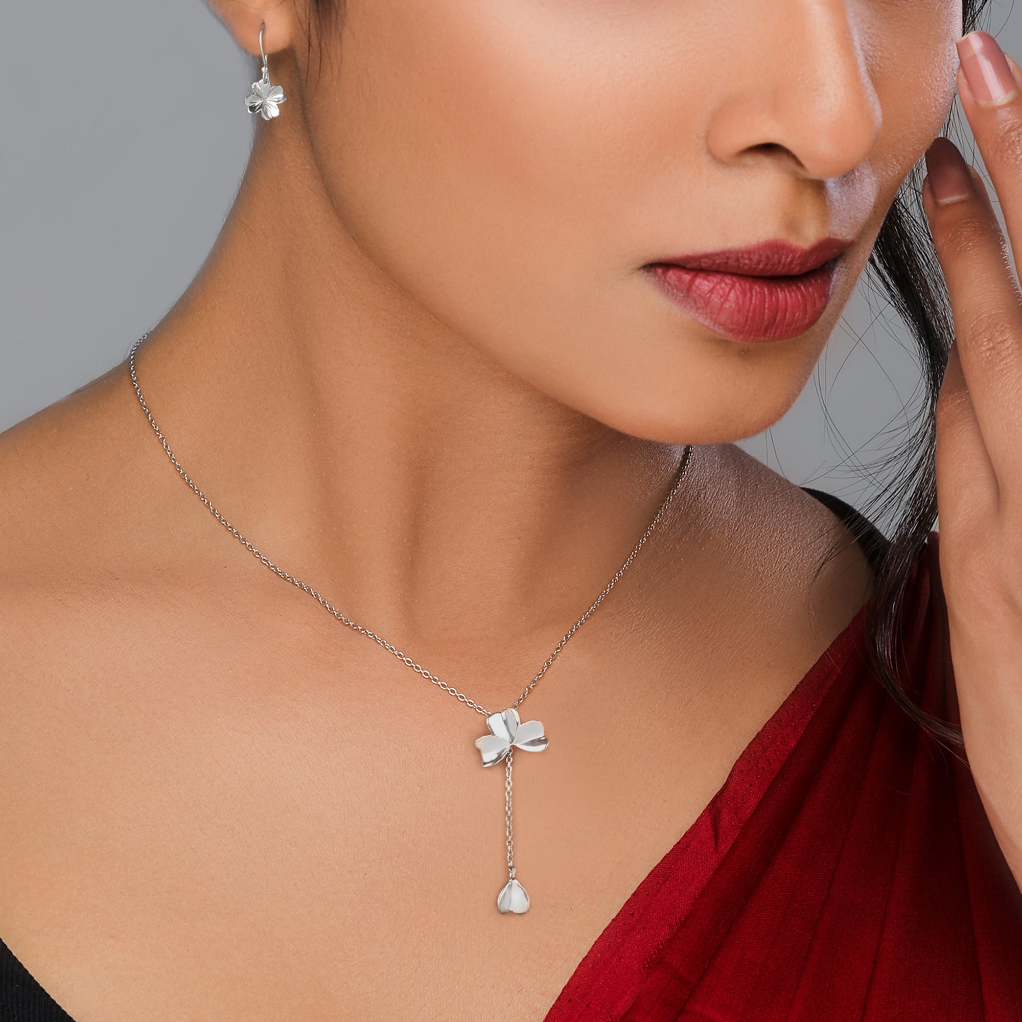 GIVA Jewellery Silver Falling Petal Necklace Set - view 3