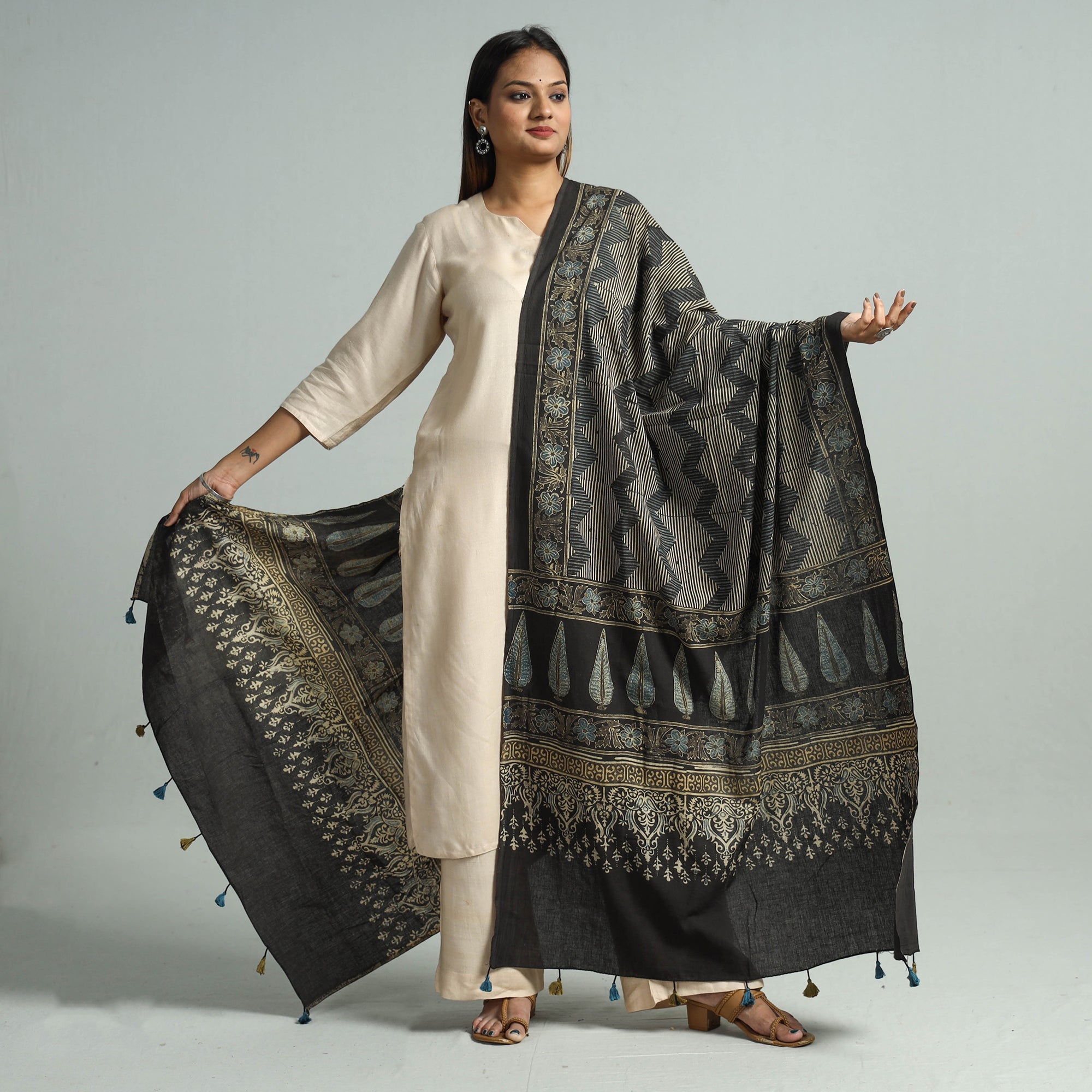 KACHCHH JI CHHAAP Brown - Hand Block Printed Cotton Ajrakh Dupatta 104