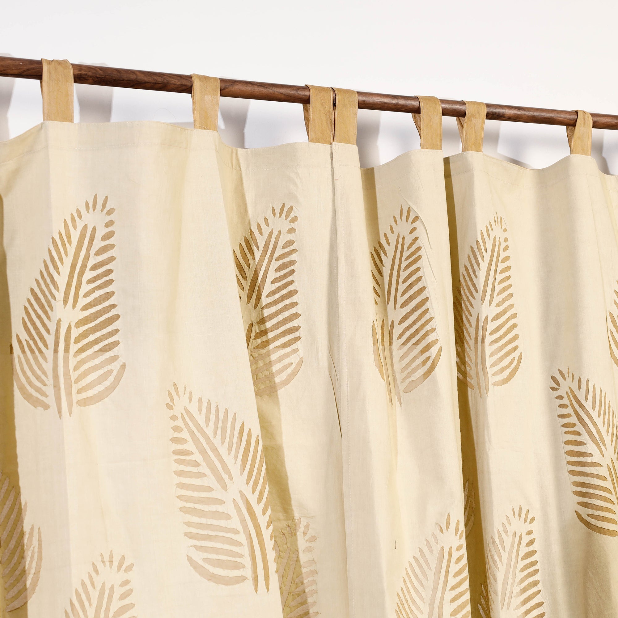 SHADES OF MARUDHARA Beige - Leaves Cutwork Cotton Barmer Applique Door Curtain - view 2