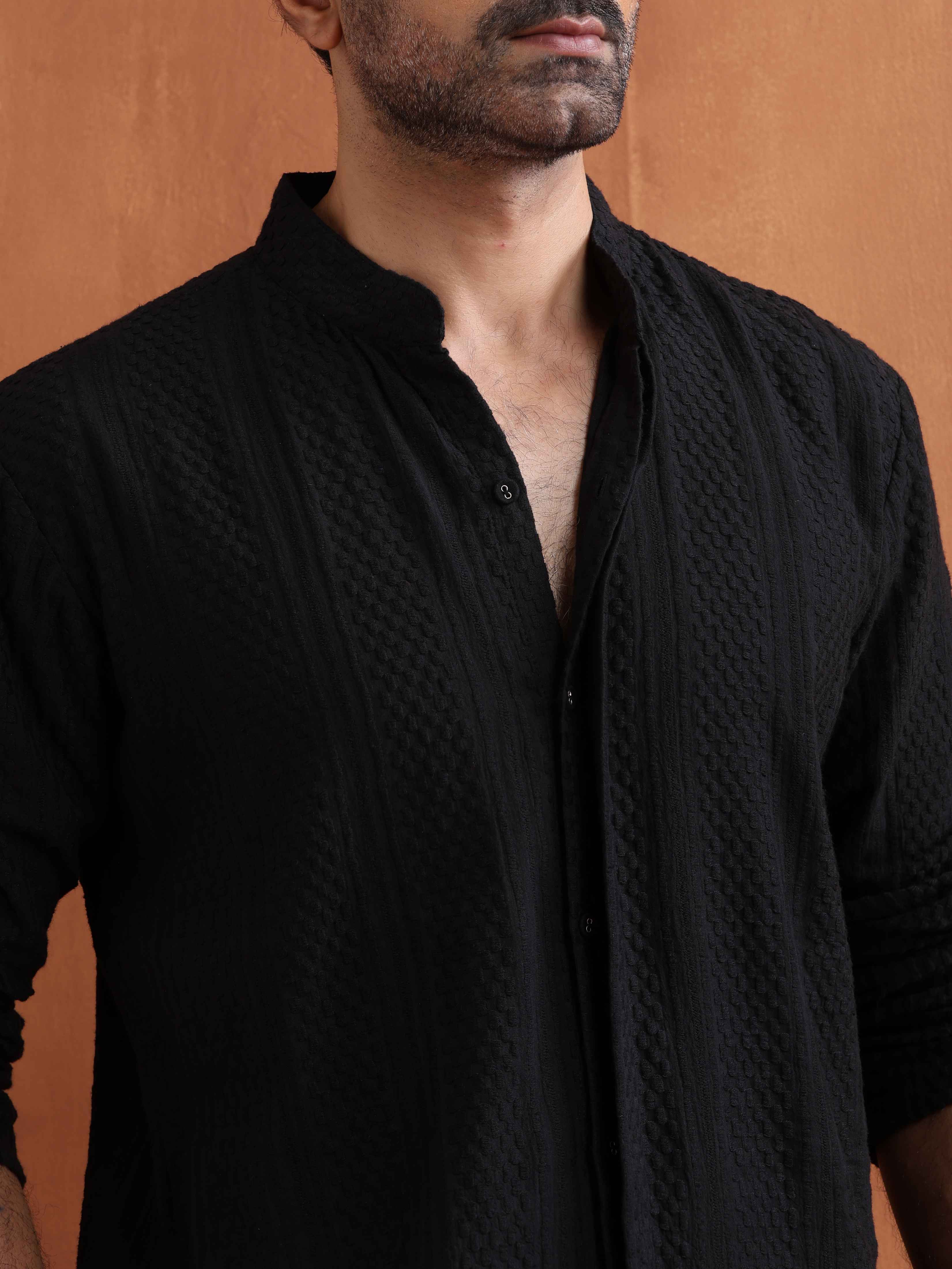 trueBrowns Men's Black Textured Cotton Dobby Front Open Kurta - view 4