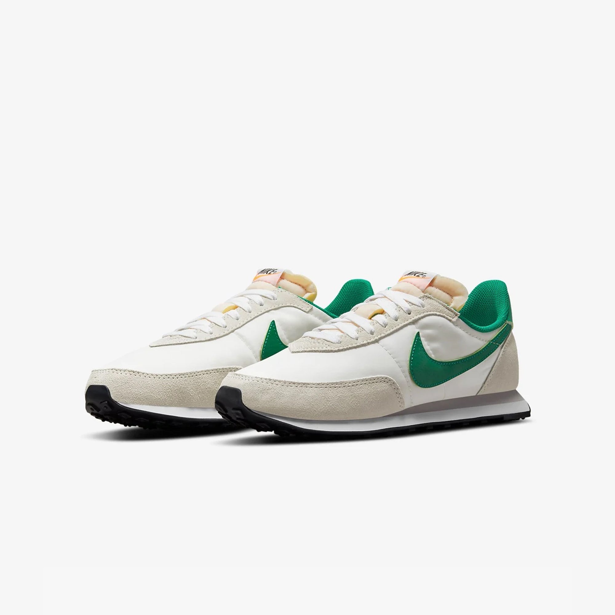 Nike | WAFFLE TRAINER { GREEN - view 2