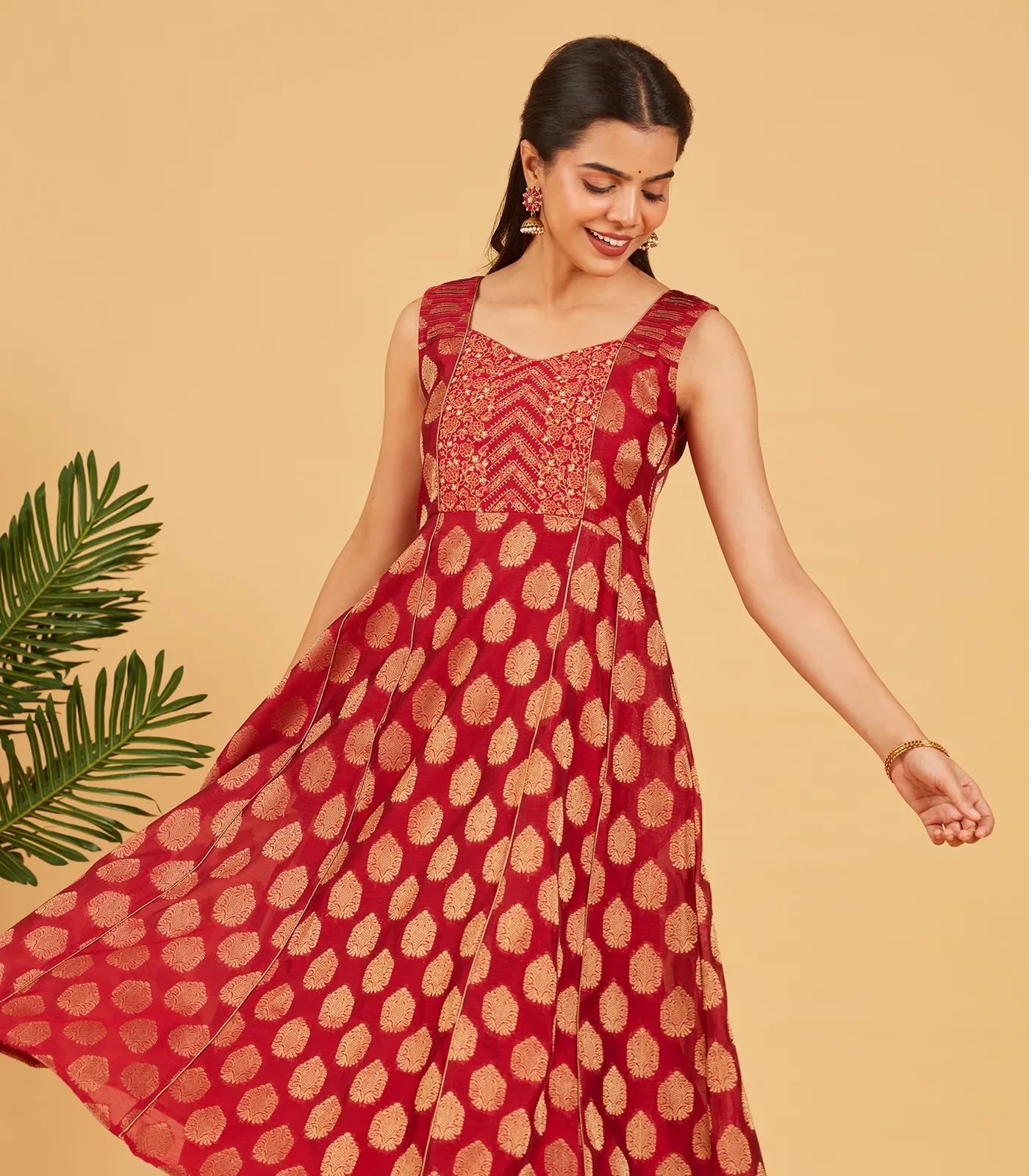 RmKV Maroon And Gold Brocade Kurta - view 3
