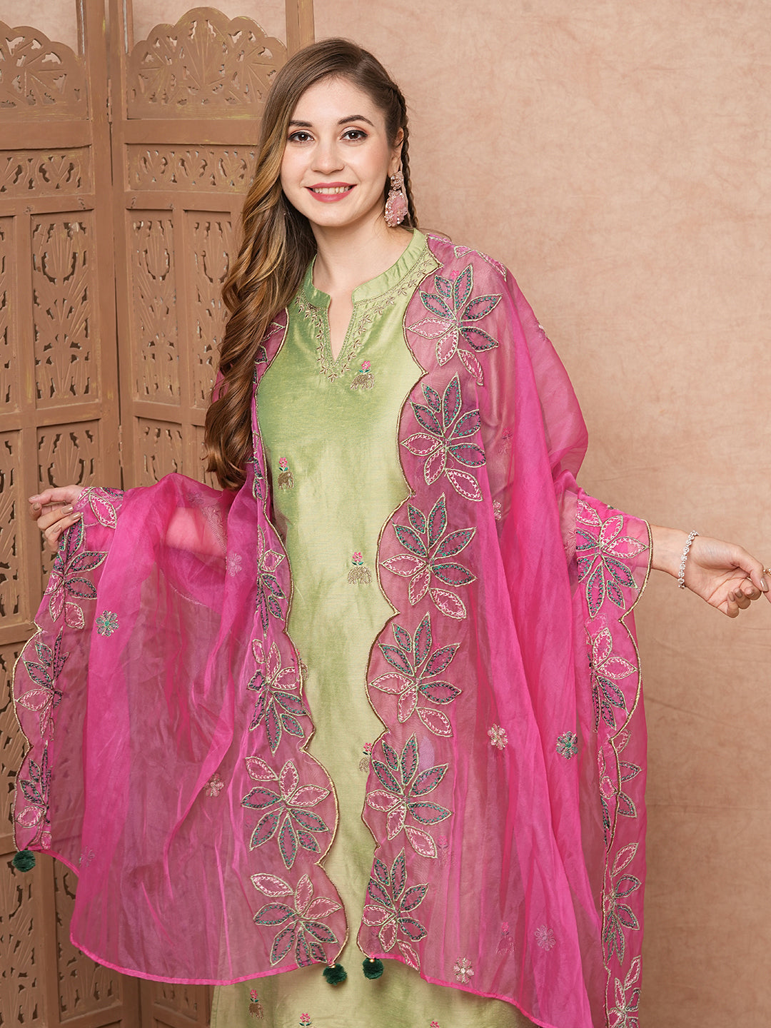 Fashor Solid Ethnic Zari Embroidered Straight Kurta with Pant & Organza Dupatta - Green - view 2