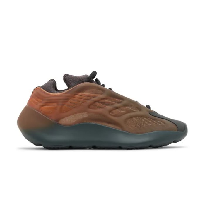 HYPE ELIXIR Yeezy 700 V3 Copper Fade