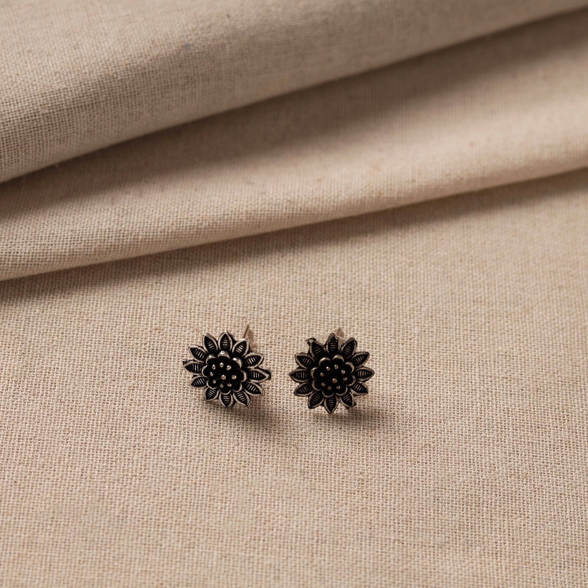 WHITE RIVER STORIES Antique Finish Oxidised White Metal Stud Earrings 78