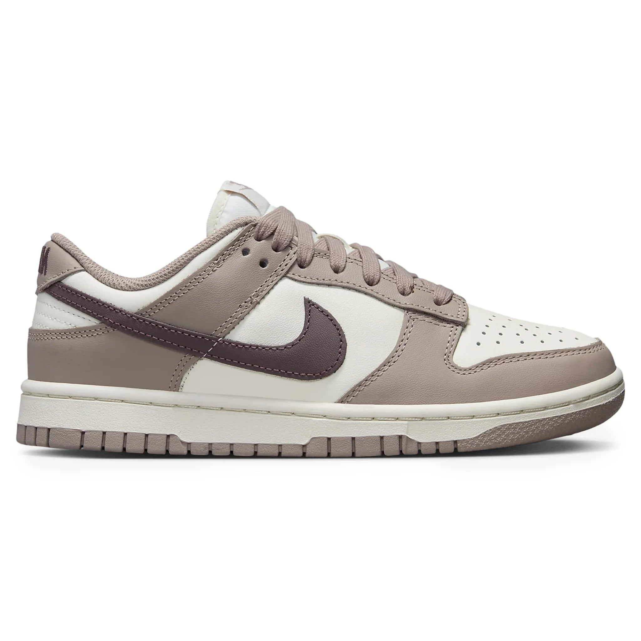 Nike Dunk Low Diffused Taupe (W) – Brown