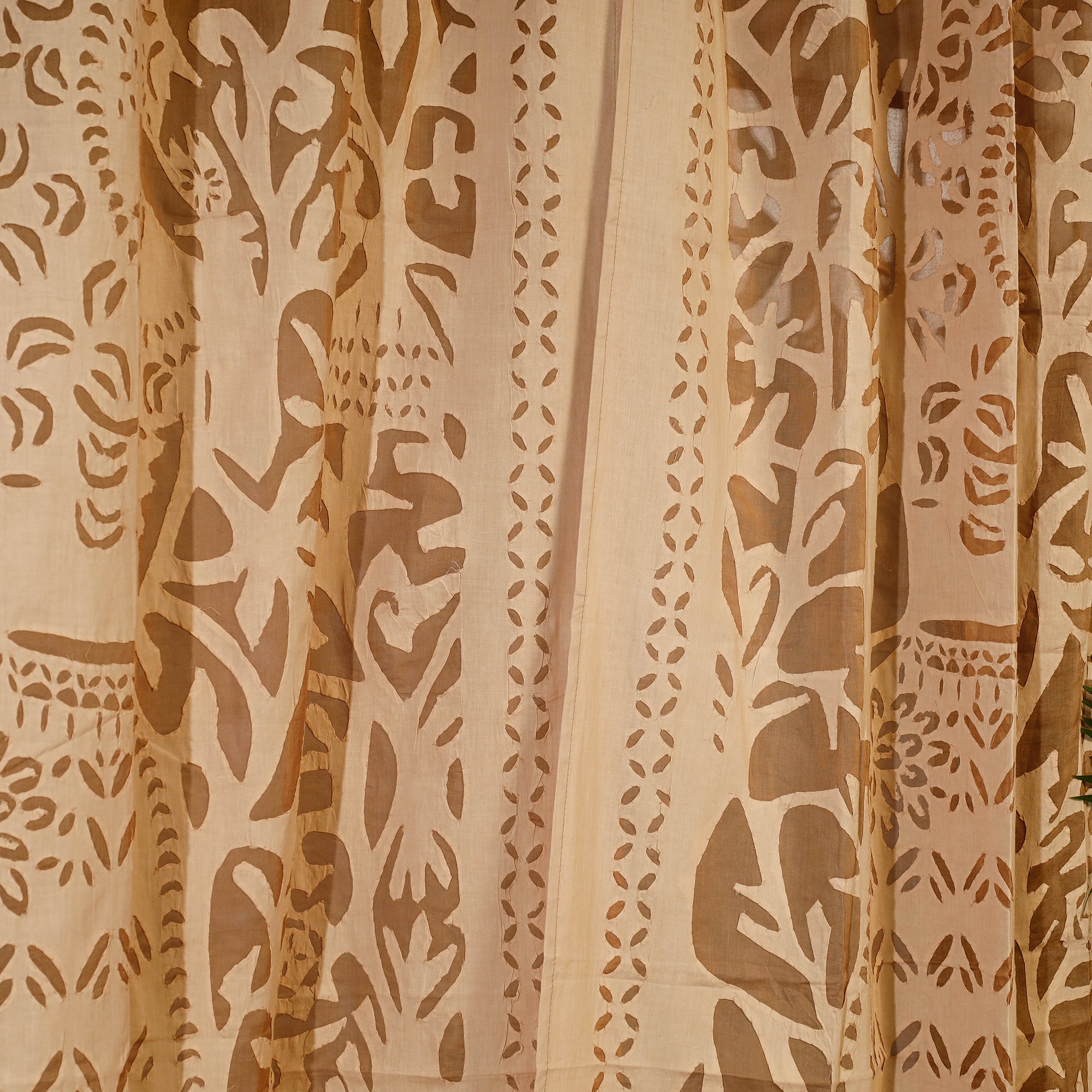 SHADES OF MARUDHARA Brown - Queen Cutwork Cotton Barmer Applique Door Curtain - view 3