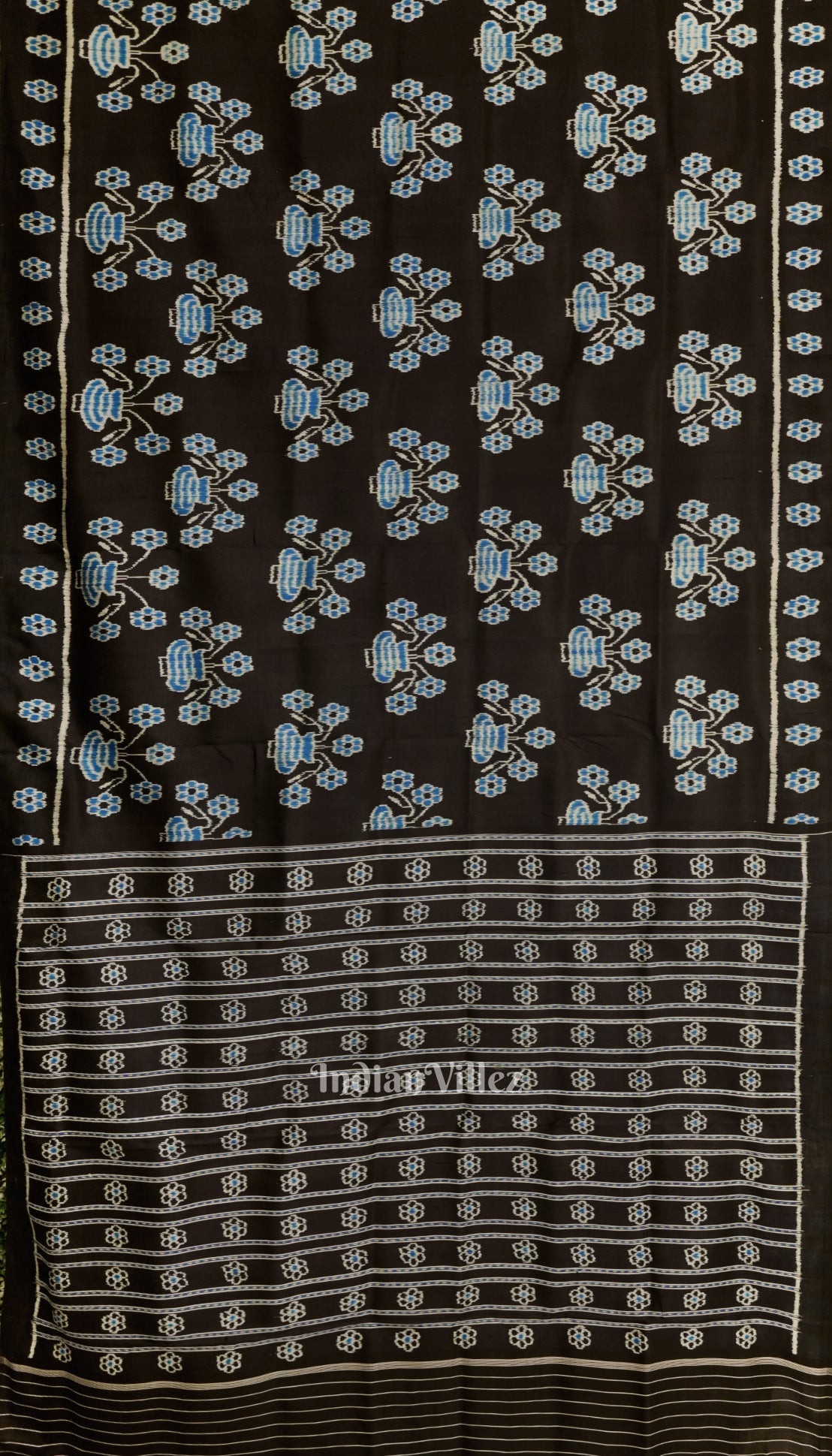 IndianVillèz Black Vase Designer Contemporary Silk Saree - view 2