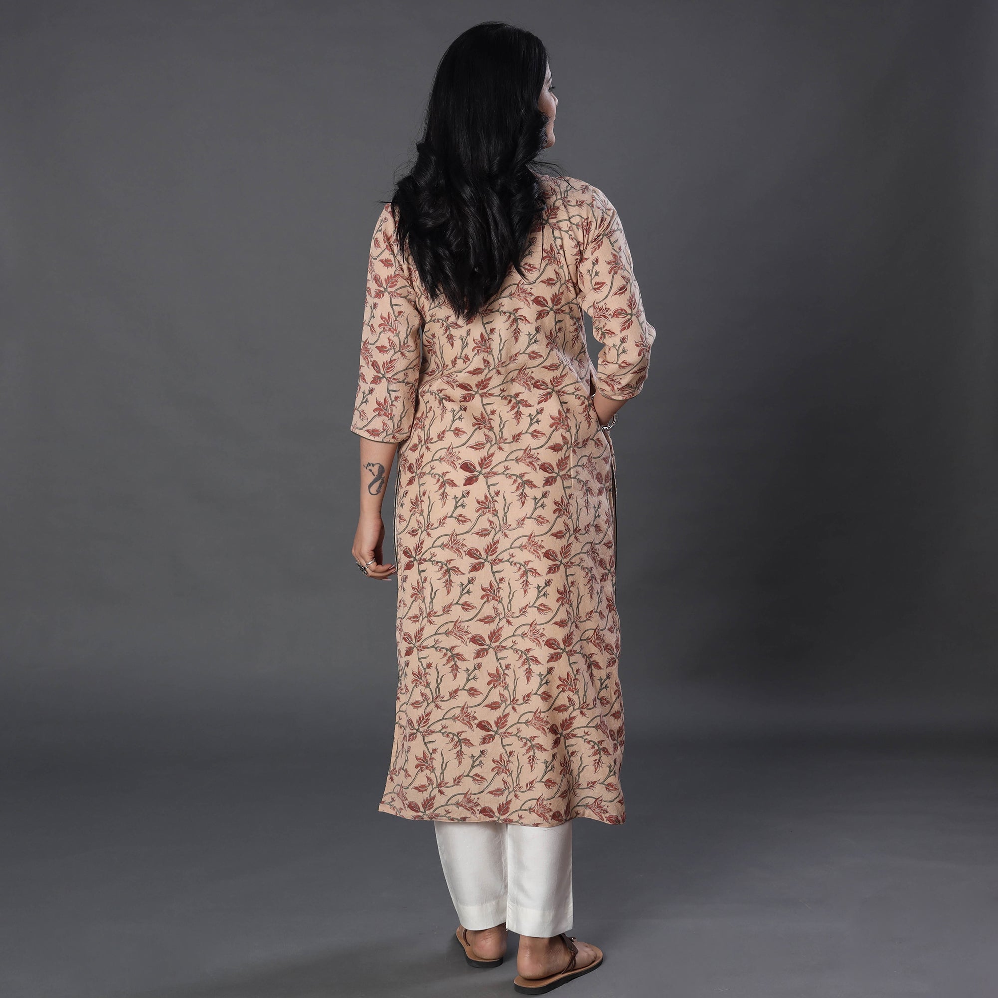 ITOKRI CASUALS Beige - Handwoven Wool Pedana Kalamkari Print Kurta - view 6