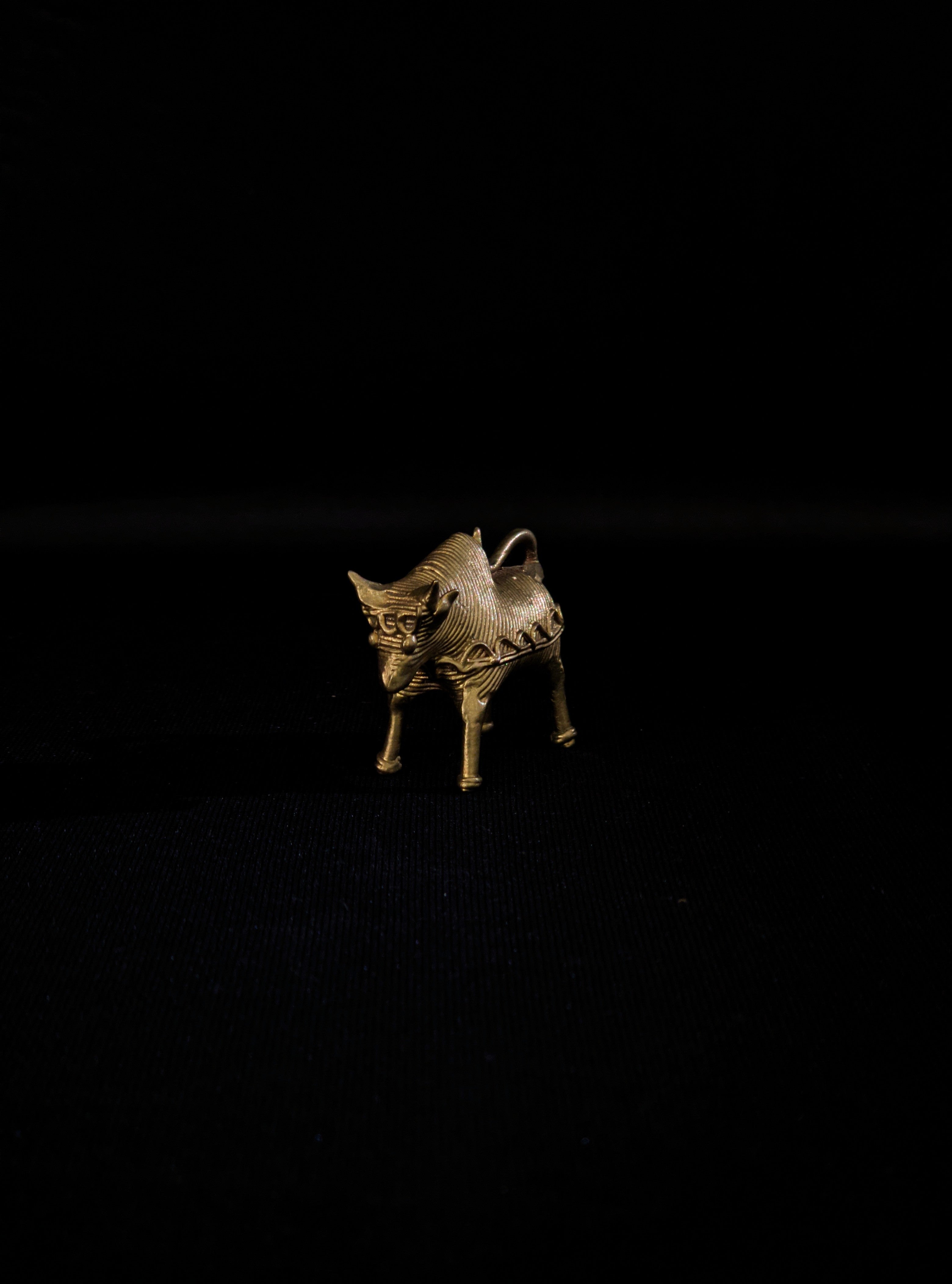 IndianVillèz Handcrafted Dhokra Bull