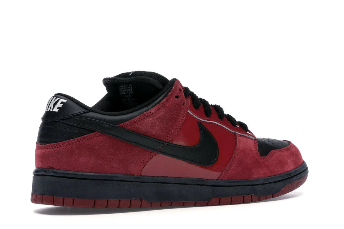 Nike SB Dunk Low 'Milli Vanilli' – Red - view 33
