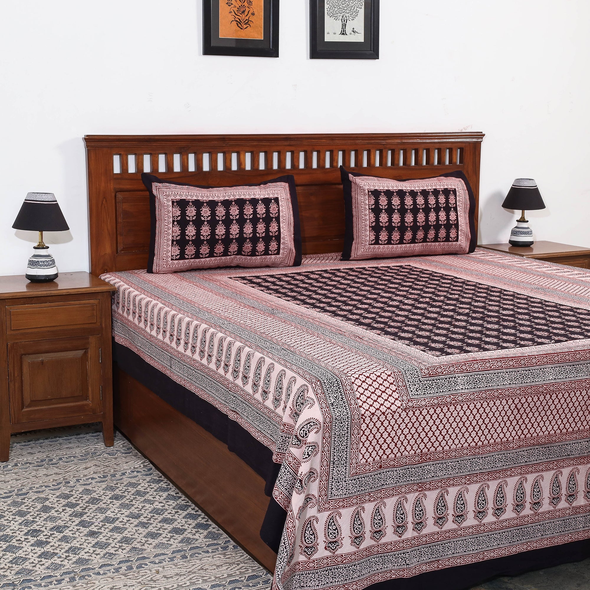 BAGH PRINTS BY ANSHAR FARUKH KHATRI Bagh Block Printed Cotton Double Bed Cover with Pillow Covers (112 x 92 in)