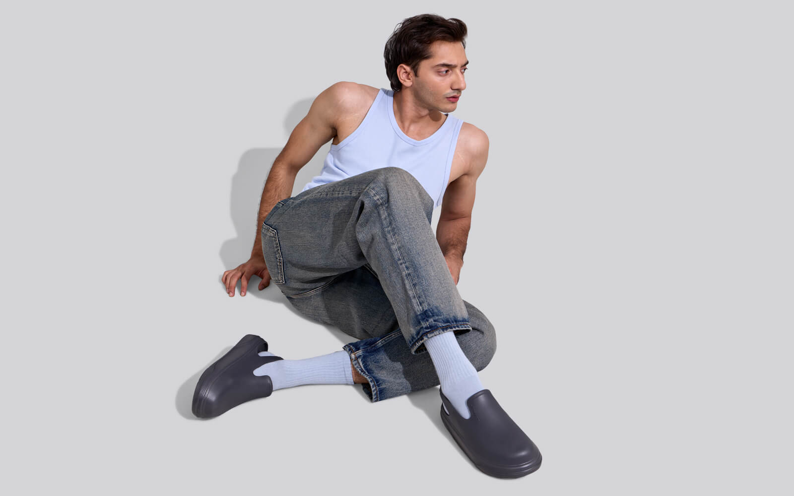 Neeman's Cushers Clogs For Men : Dark Grey - view 8
